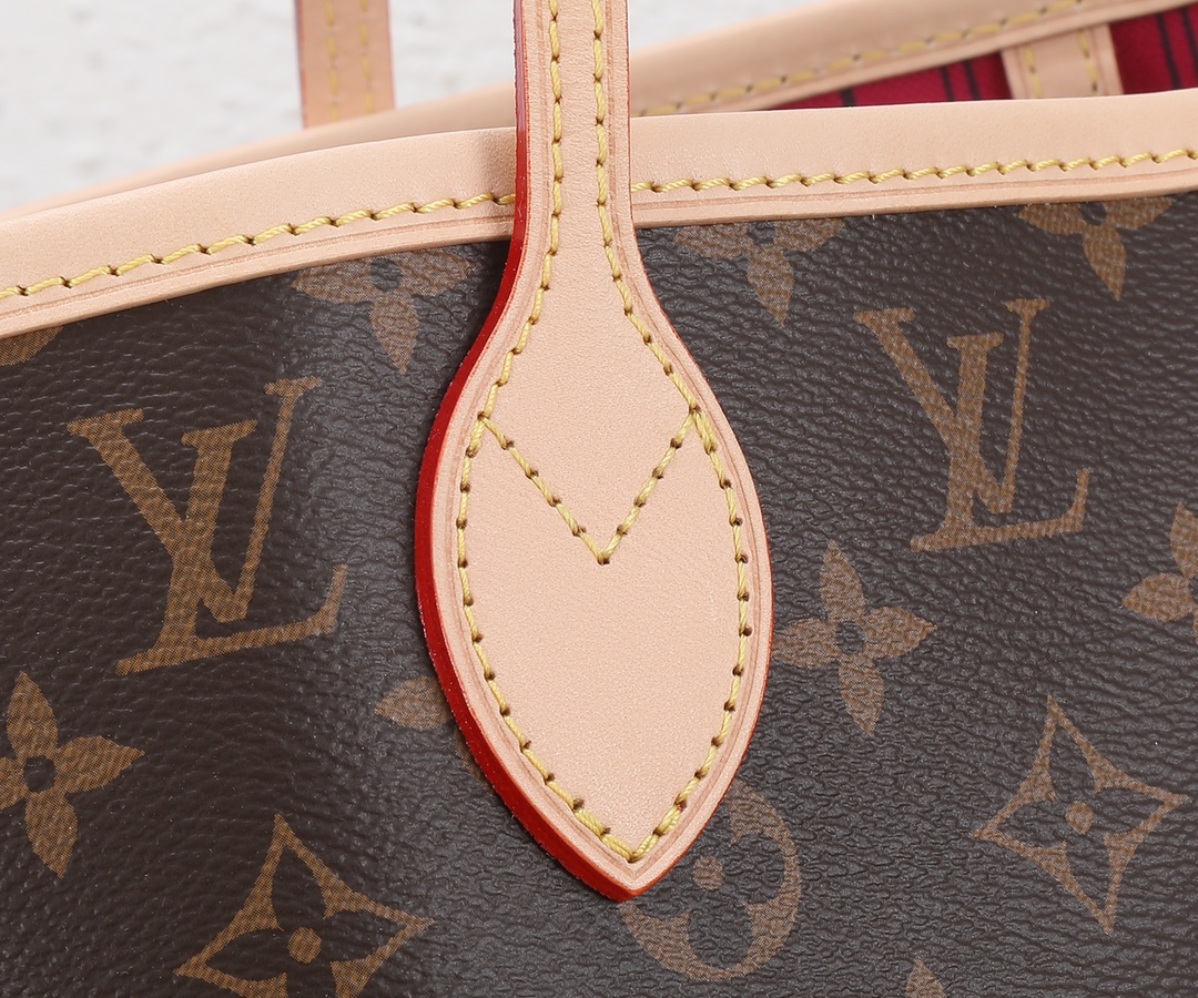 Louis Vuitton Neverfull MM Tote Bag - Image 4