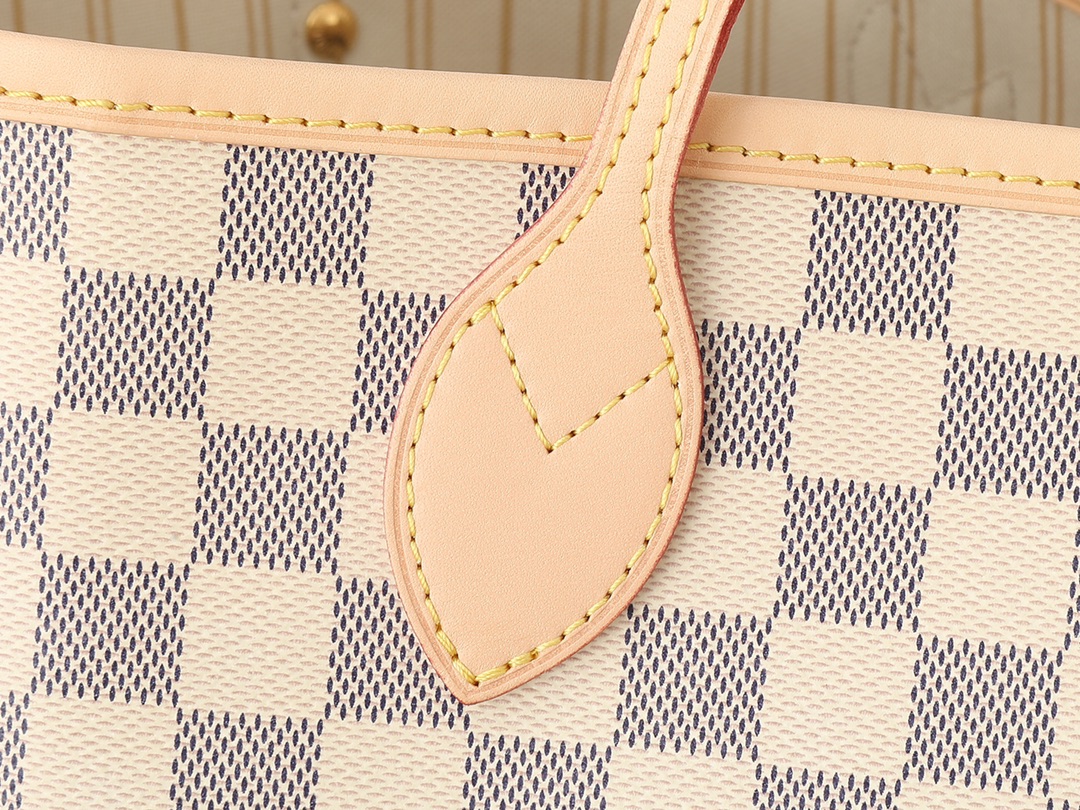 Louis Vuitton Neverfull Large Tote Bag in Damier Azur - Image 4