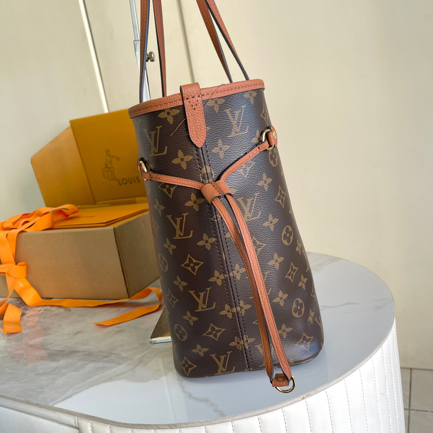 Louis Vuitton Neverfull Medium Handbag M12061 Brown - Image 4