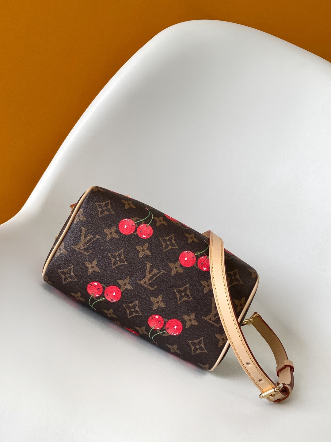 Louis Vuitton Speedy Bandoulière Handbag – LV x Takashi Murakami Cherry Monogram - Image 4