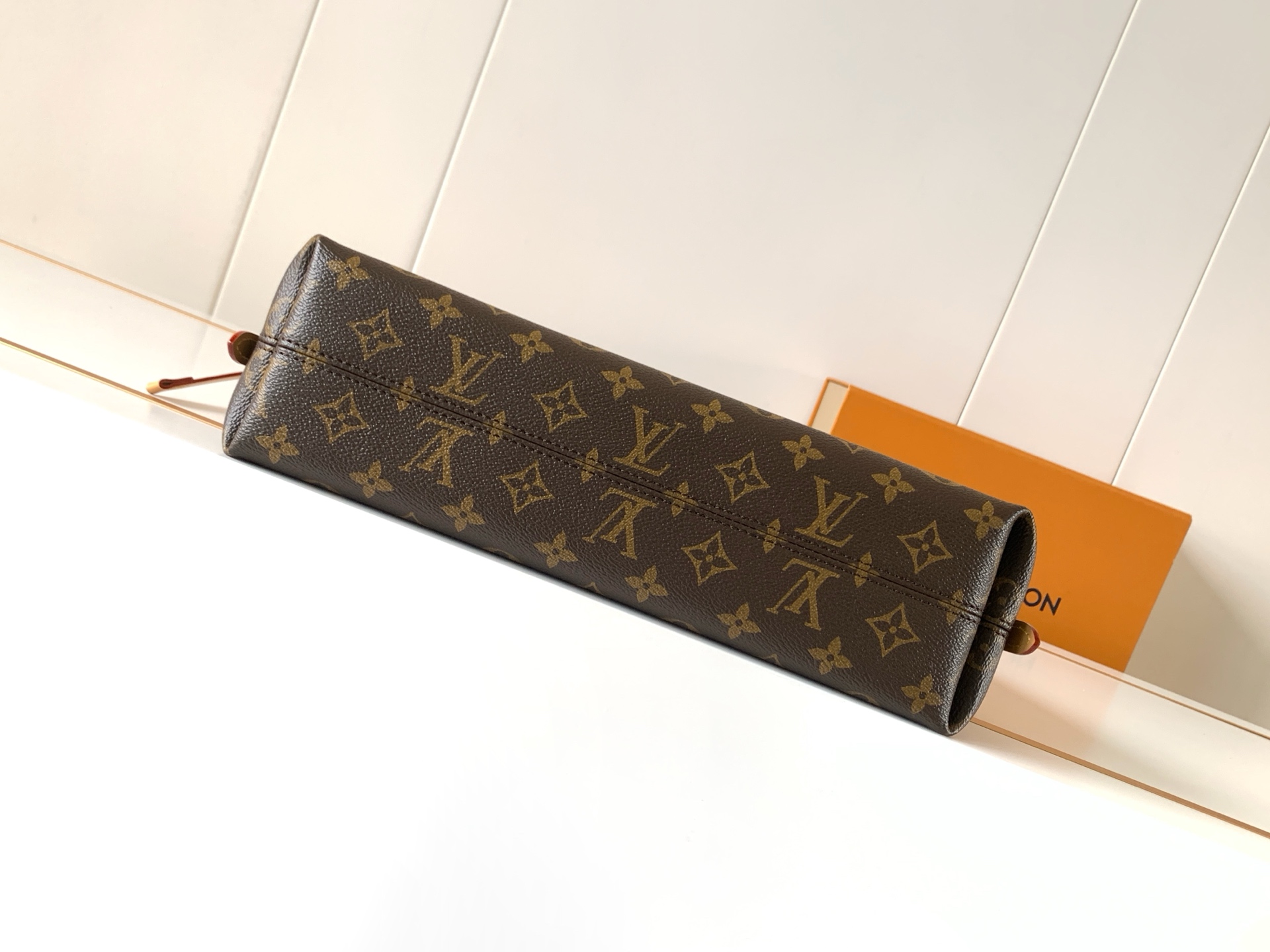 Carryall East West Monogram Handbag - Image 4