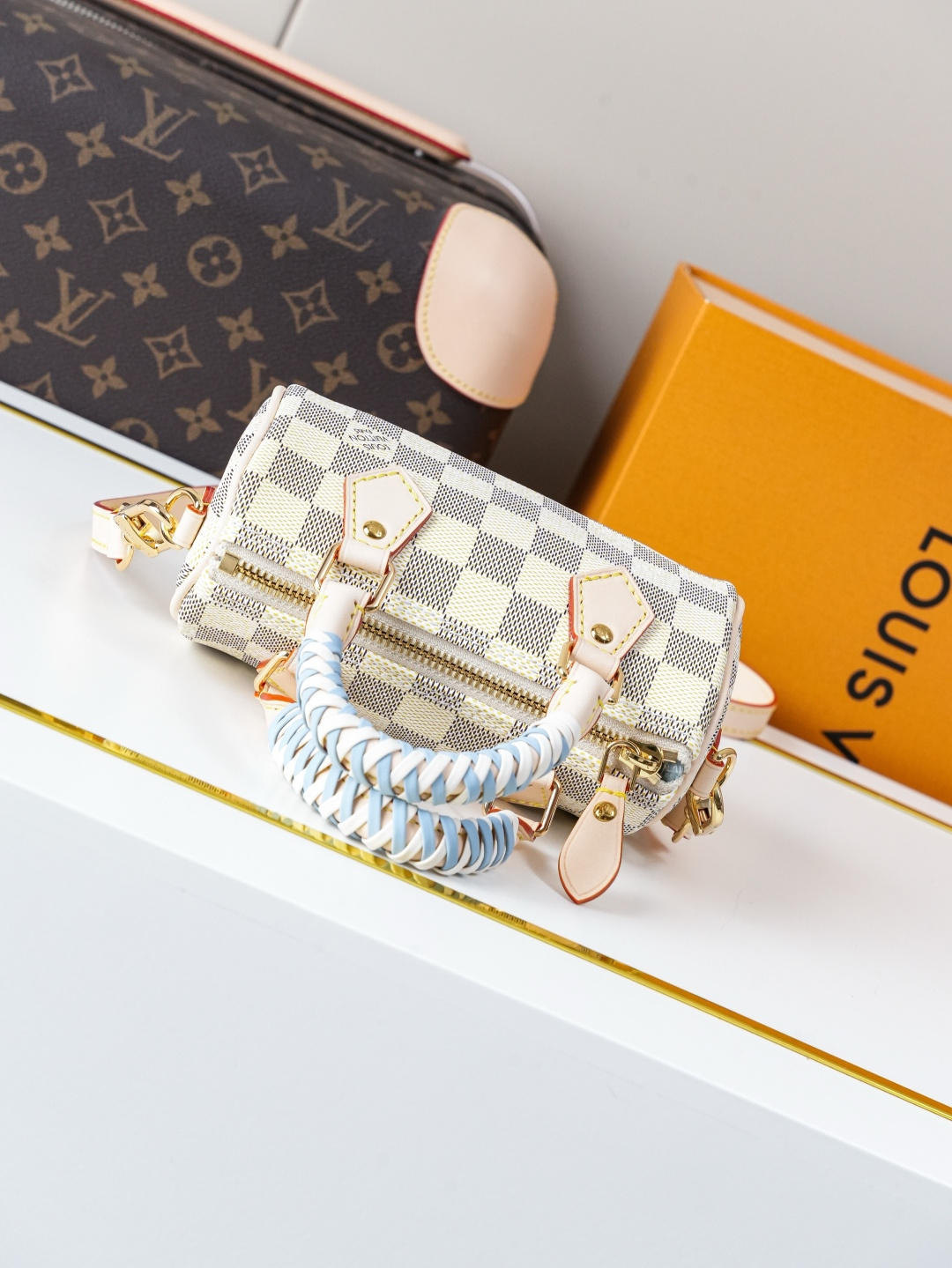 Louis Vuitton Nano Speedy Handbag in Damier Azur Canvas - Image 4