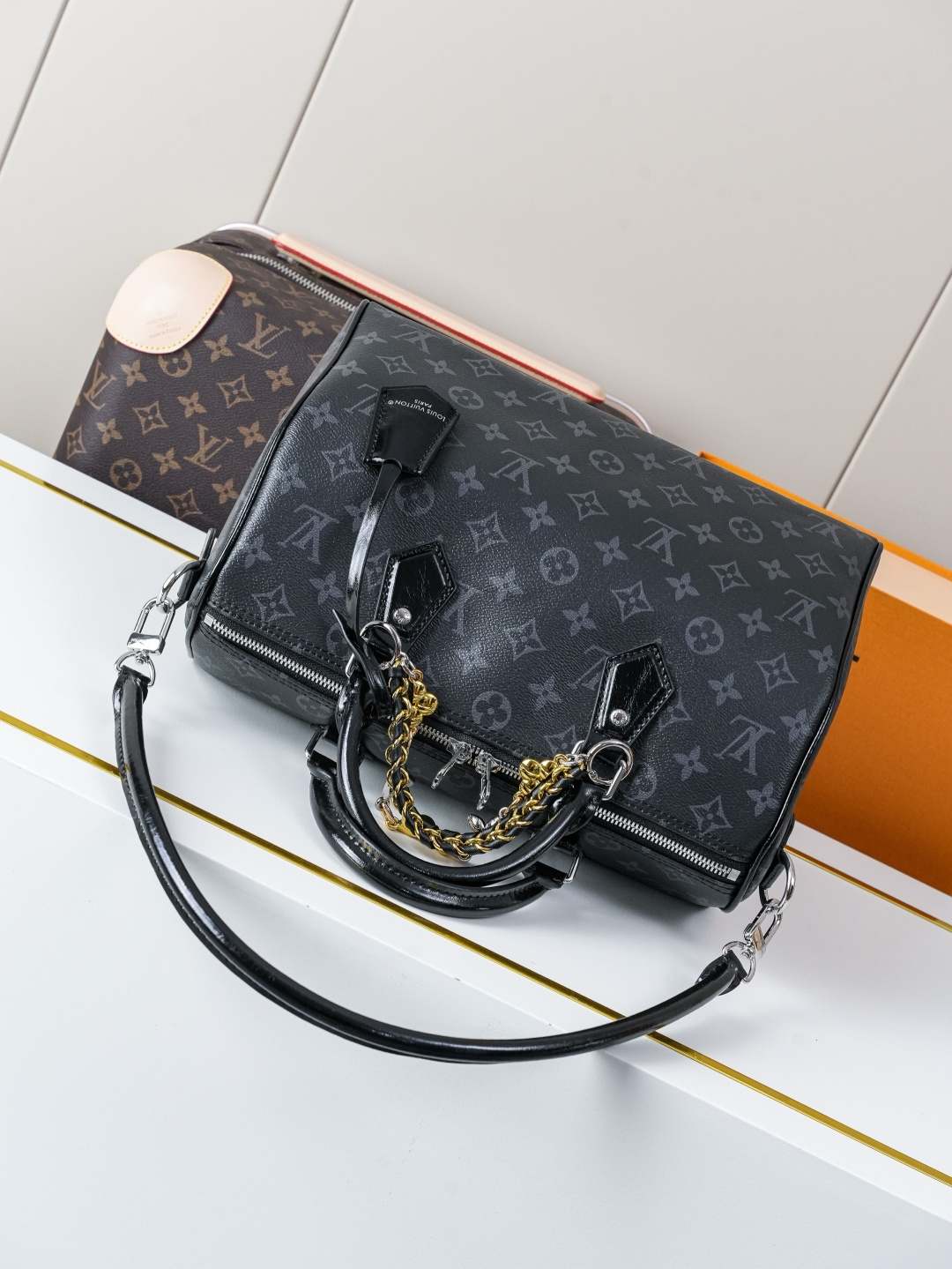 Louis Vuitton Speedy Soft 30 Handbag in Monogram Eclipse Canvas - Image 4