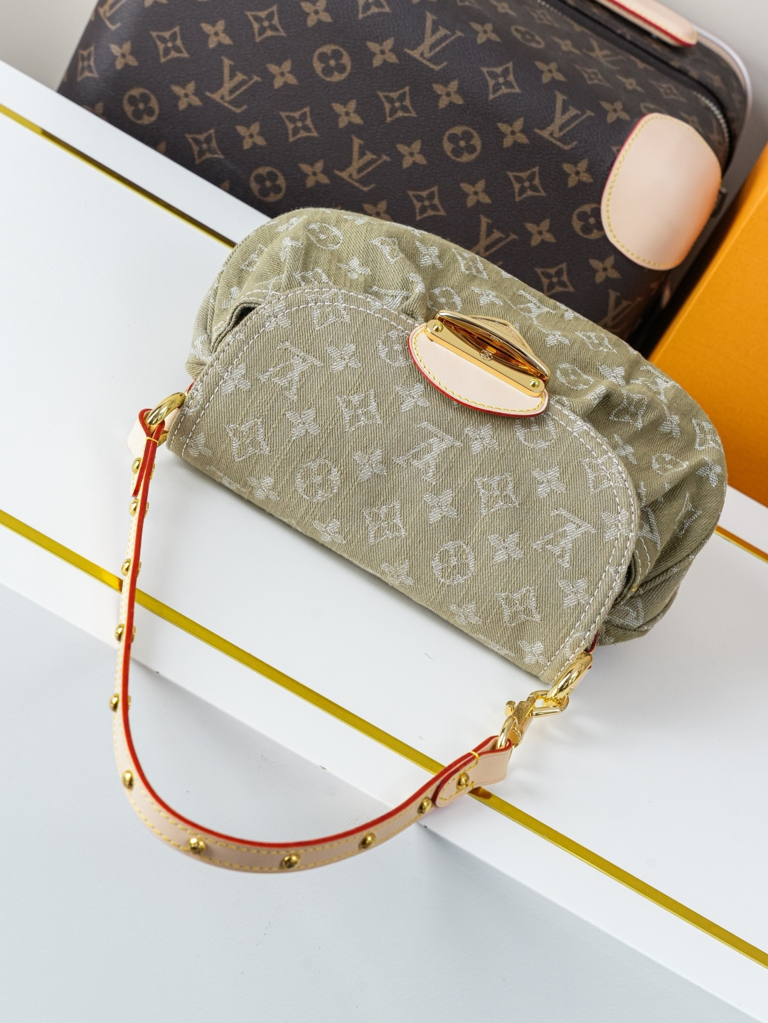 Louis Vuitton Rendez-Vous Sunset Denim Handbag - Image 4