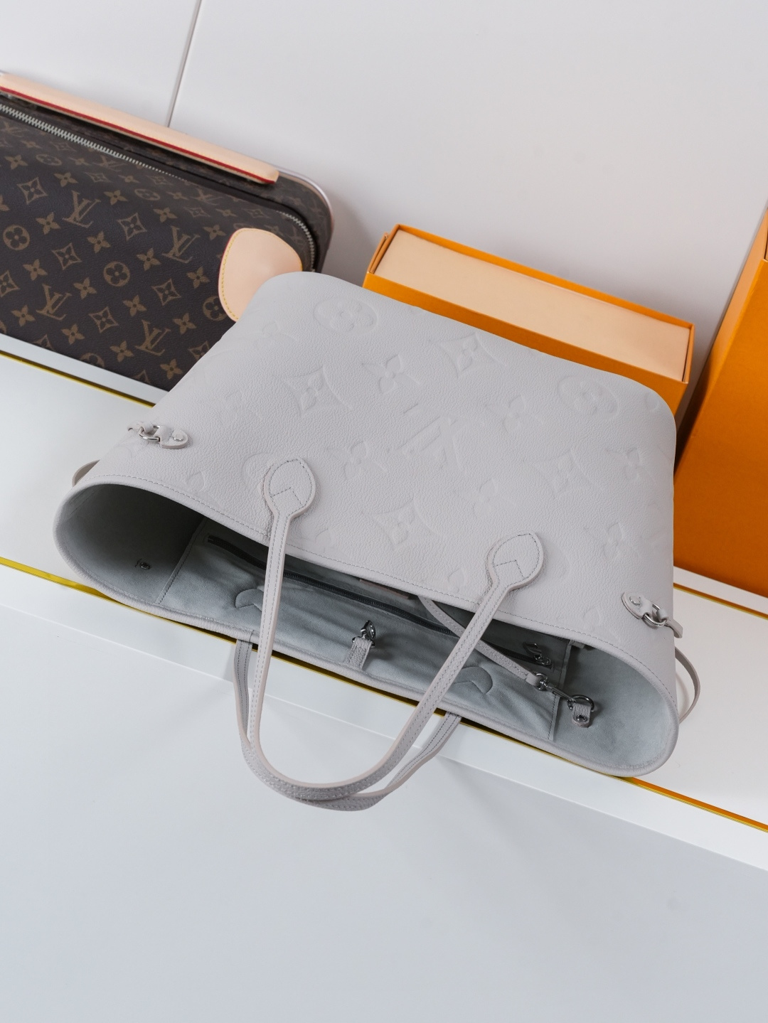 Louis Vuitton Neverfull MM Monogram Empreinte Tote Bag, Silver Gray - Image 4