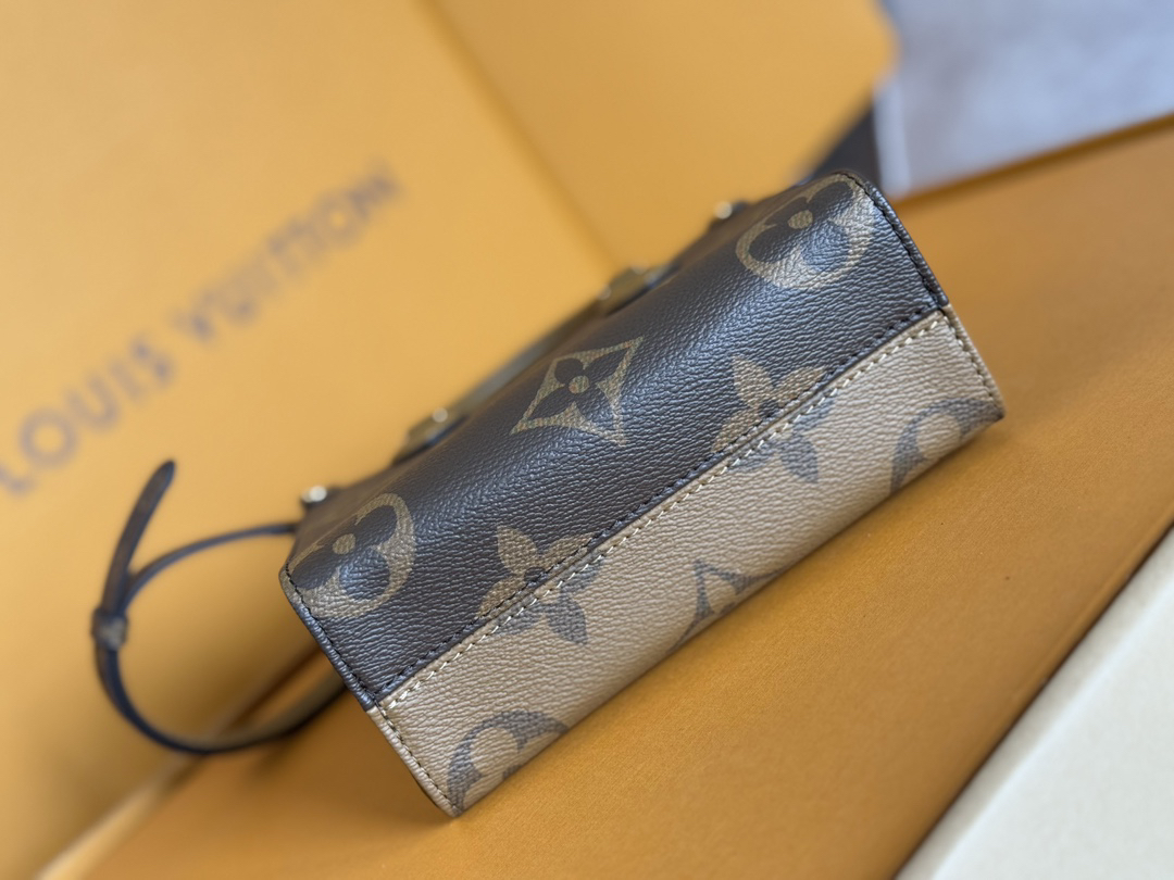 Louis Vuitton OnTheGo Tote Bag M46839 - Image 4