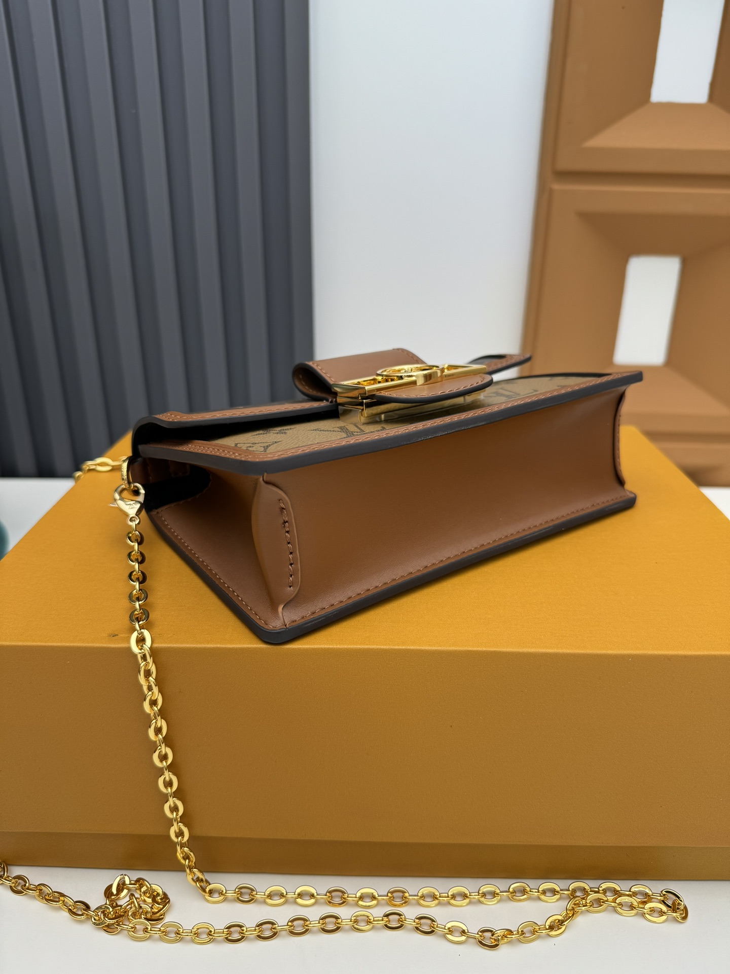 Dauphine Chain Bag M68746 - Image 4