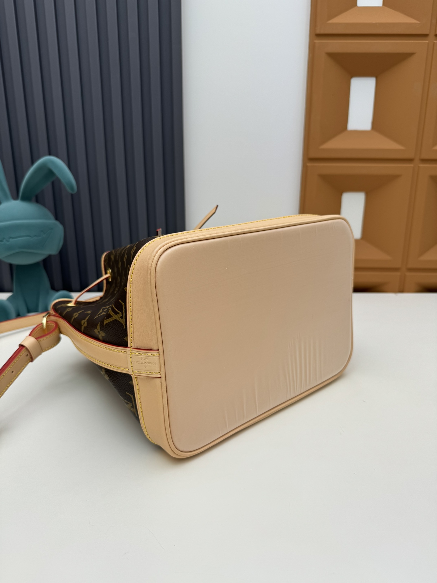 Louis Vuitton Noe BB Bucket Bag N40818 - Image 4