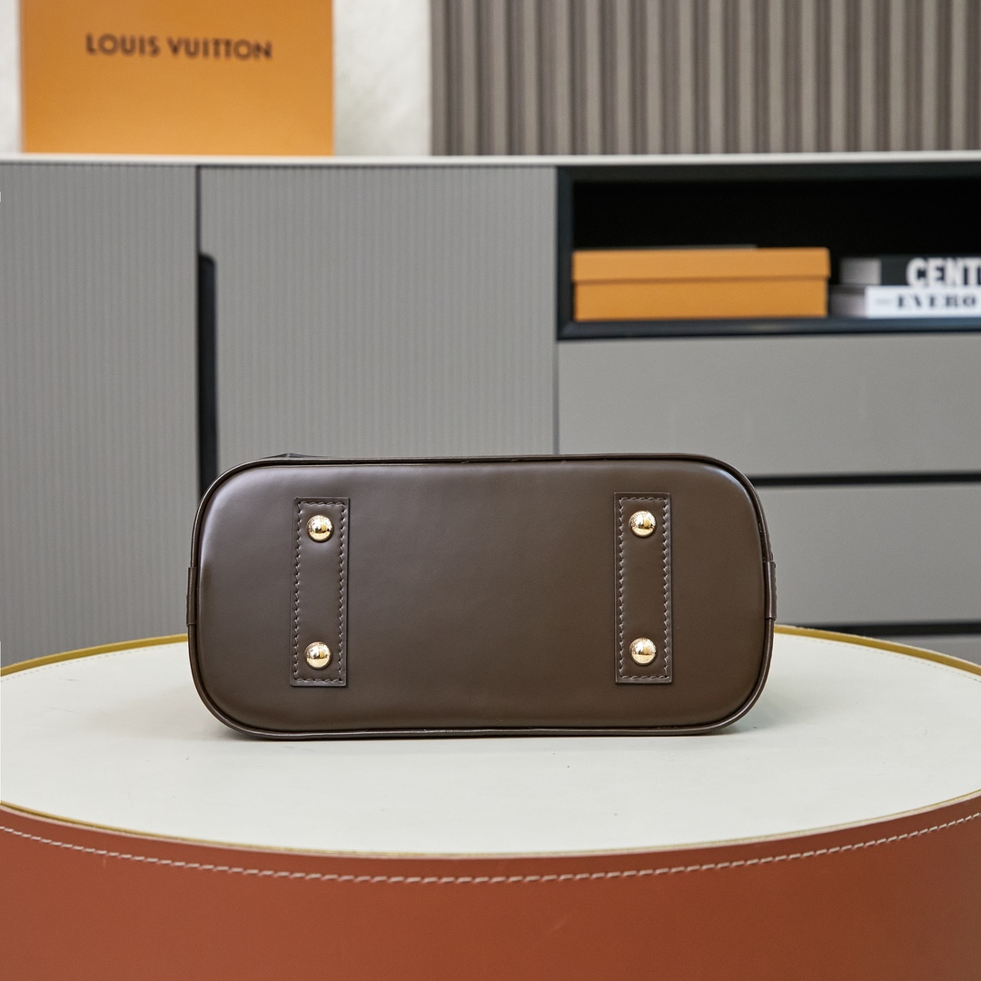 Louis Vuitton Alma Bridge Monogram Handbag - Image 4