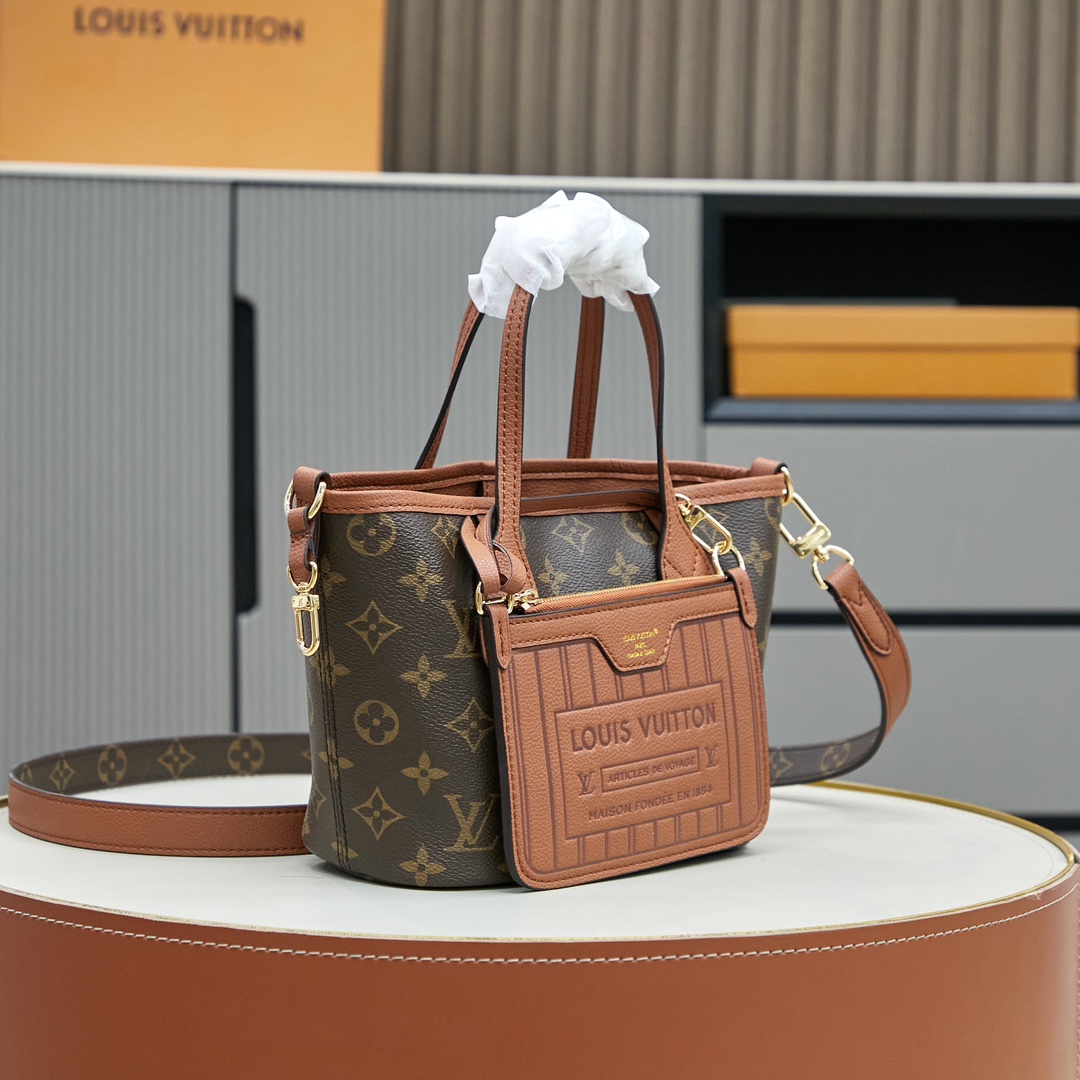 Louis Vuitton Neverfull Bandoulière Inside Out BB Reversible Tote Bag - Image 4