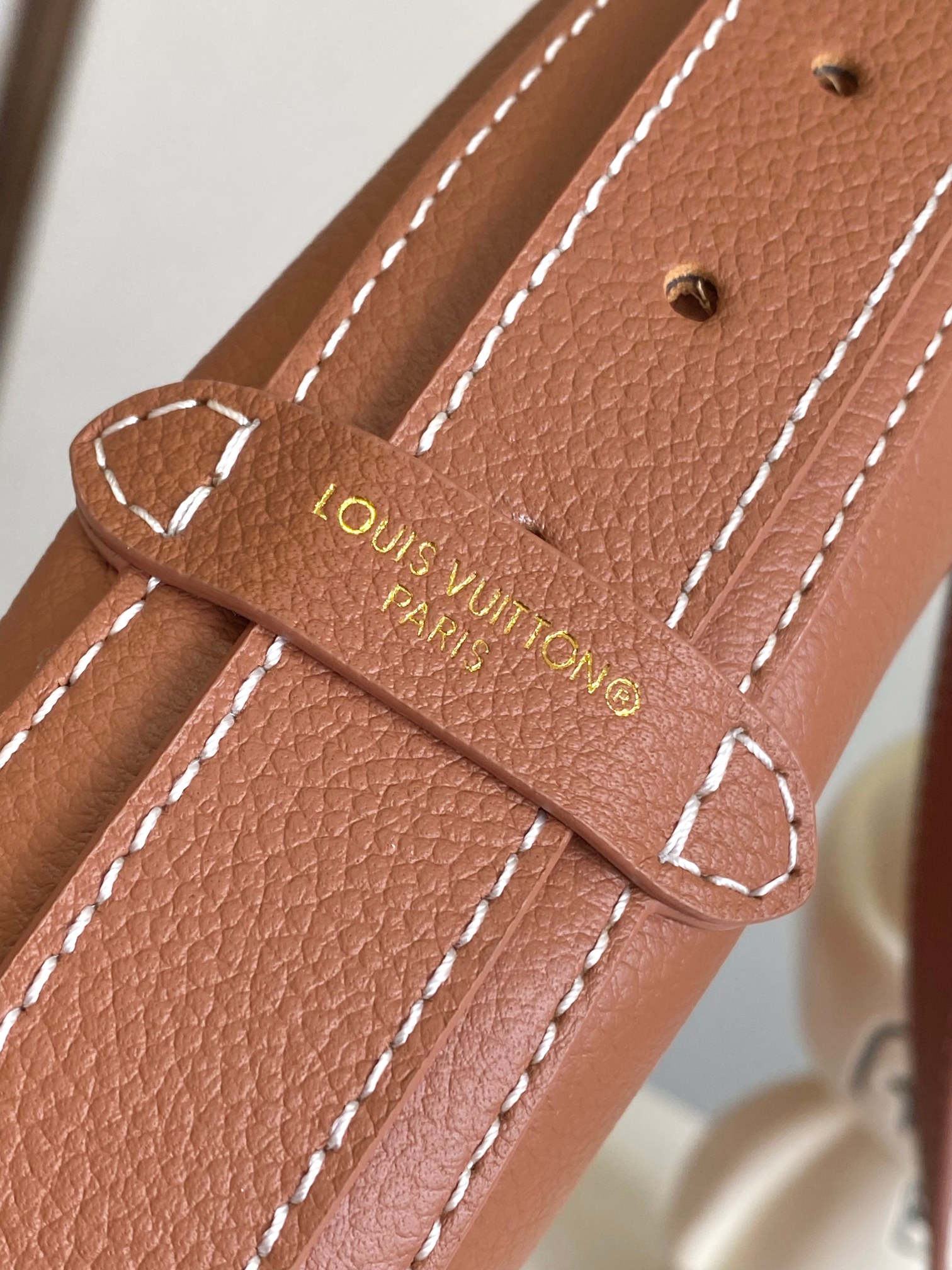 Louis Vuitton Low Key Cookie Medium Handbag - Image 4