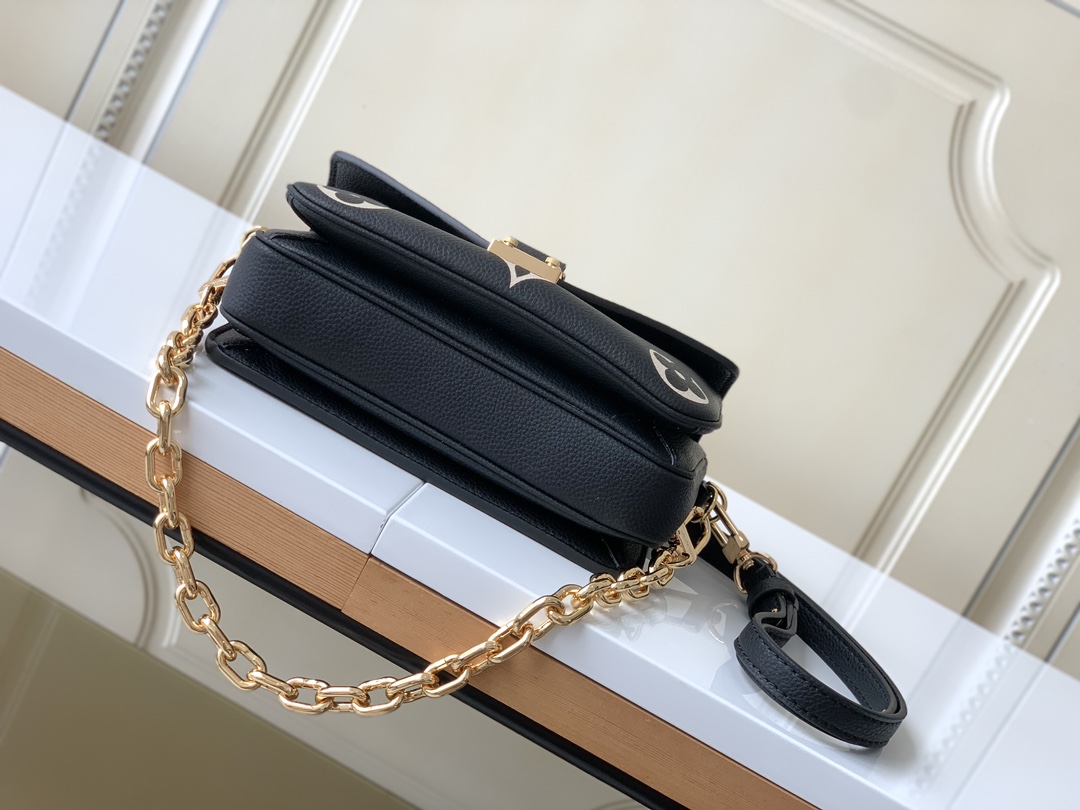 Louis Vuitton Pochette Métis East West Shoulder Bag - Image 4