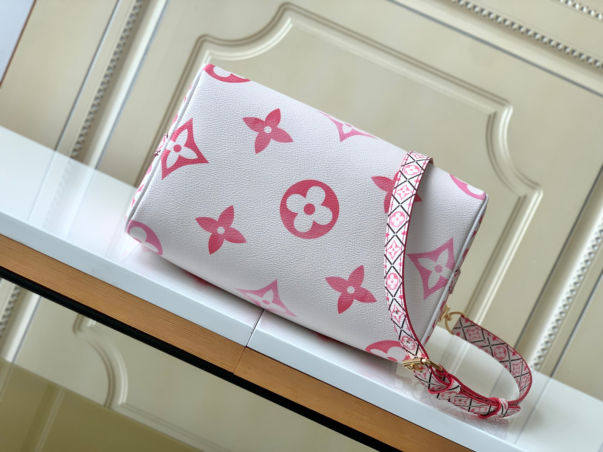Louis Vuitton Speedy Bandouliere 25 Handbag - Image 4