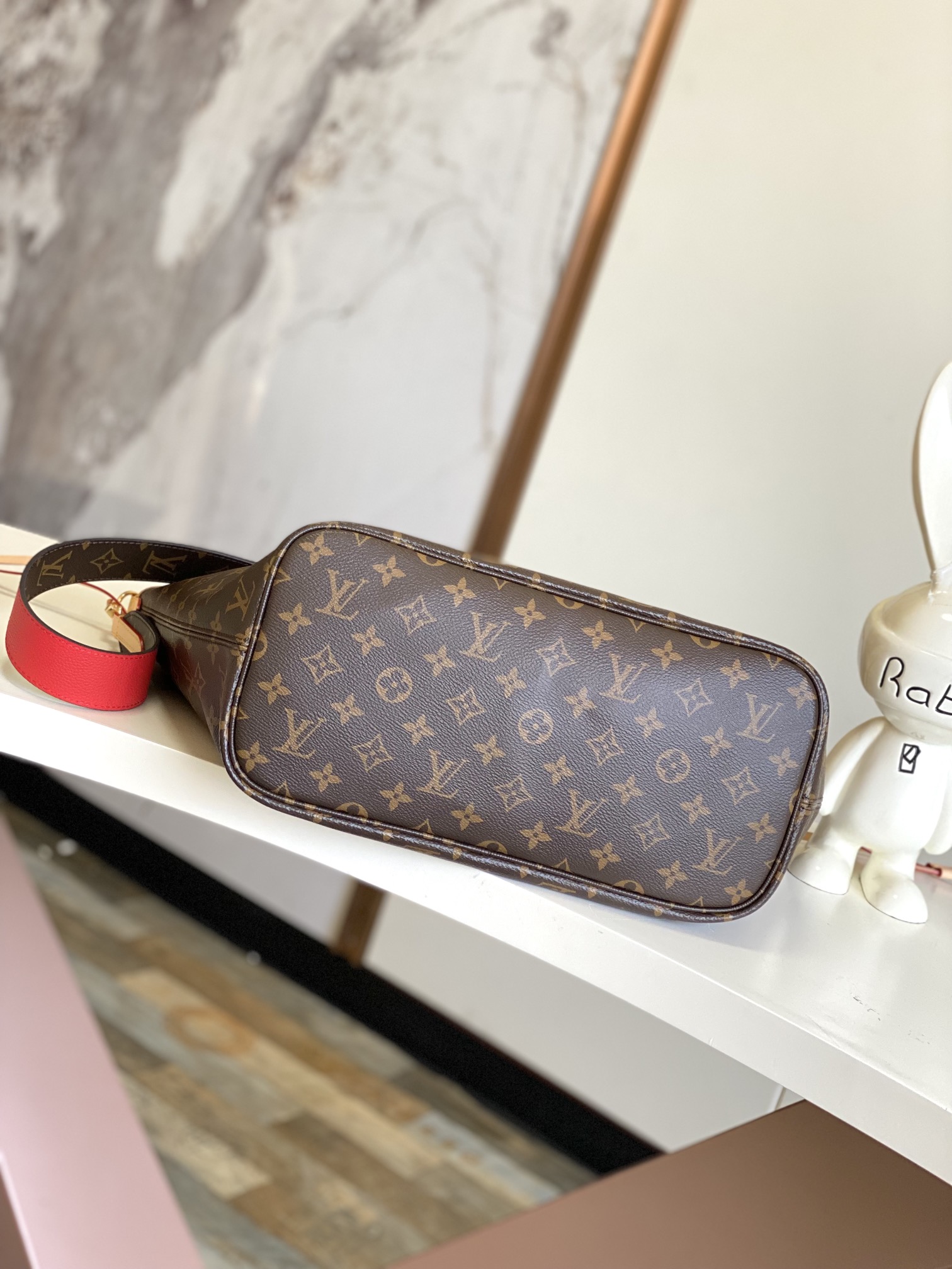 Louis Vuitton Neverfull MM Tote Bag in Damier Azur Canvas - Image 4