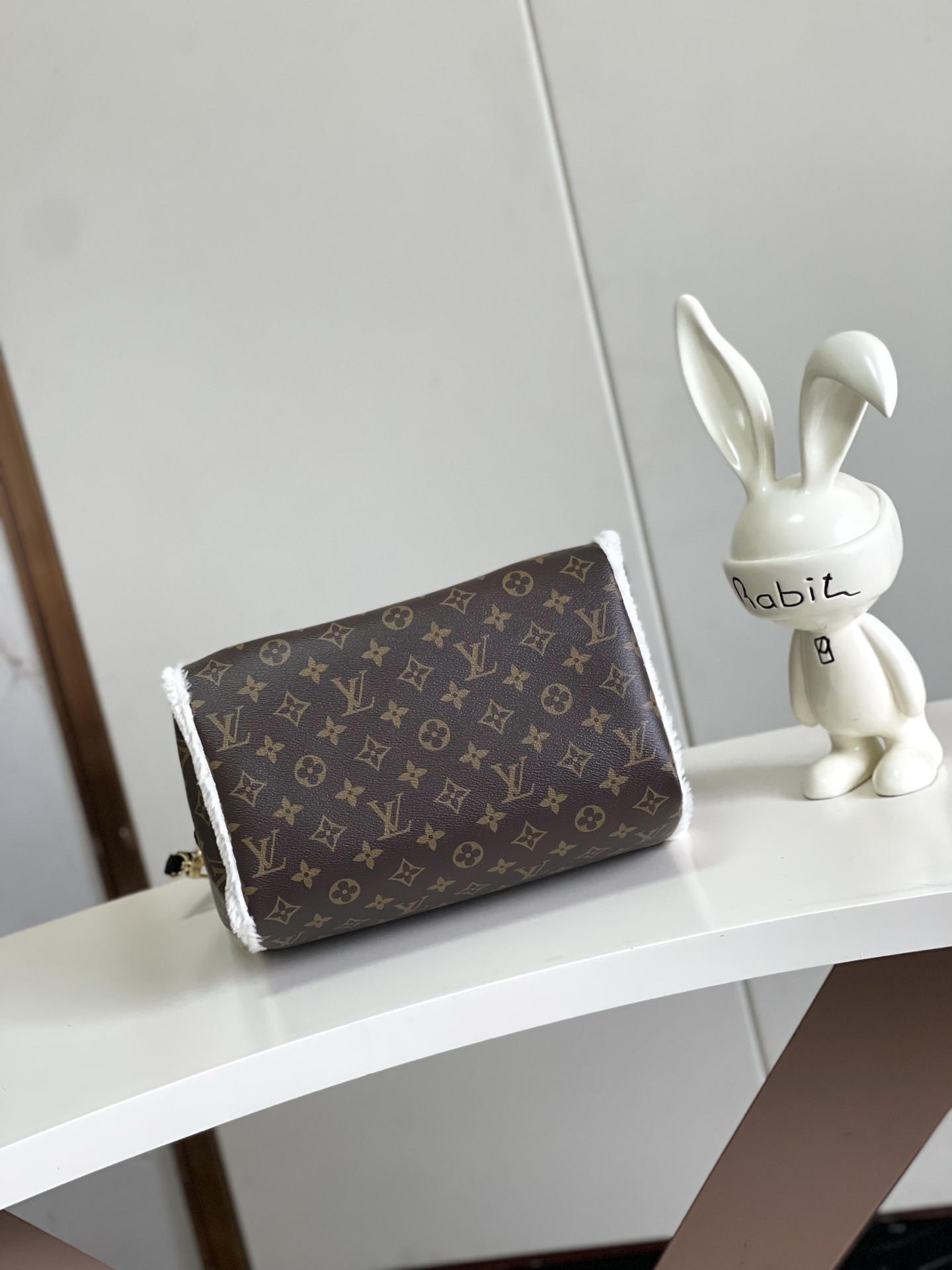 Louis Vuitton Speedy Soft 30 Teddy Handbag - Image 4