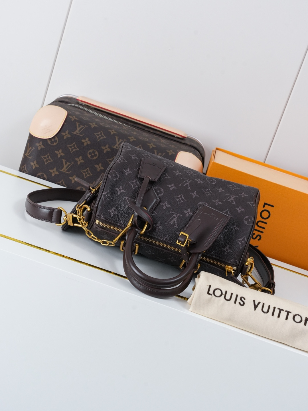 Speedy Bandouliere 25 Monogram Handbag - Image 4