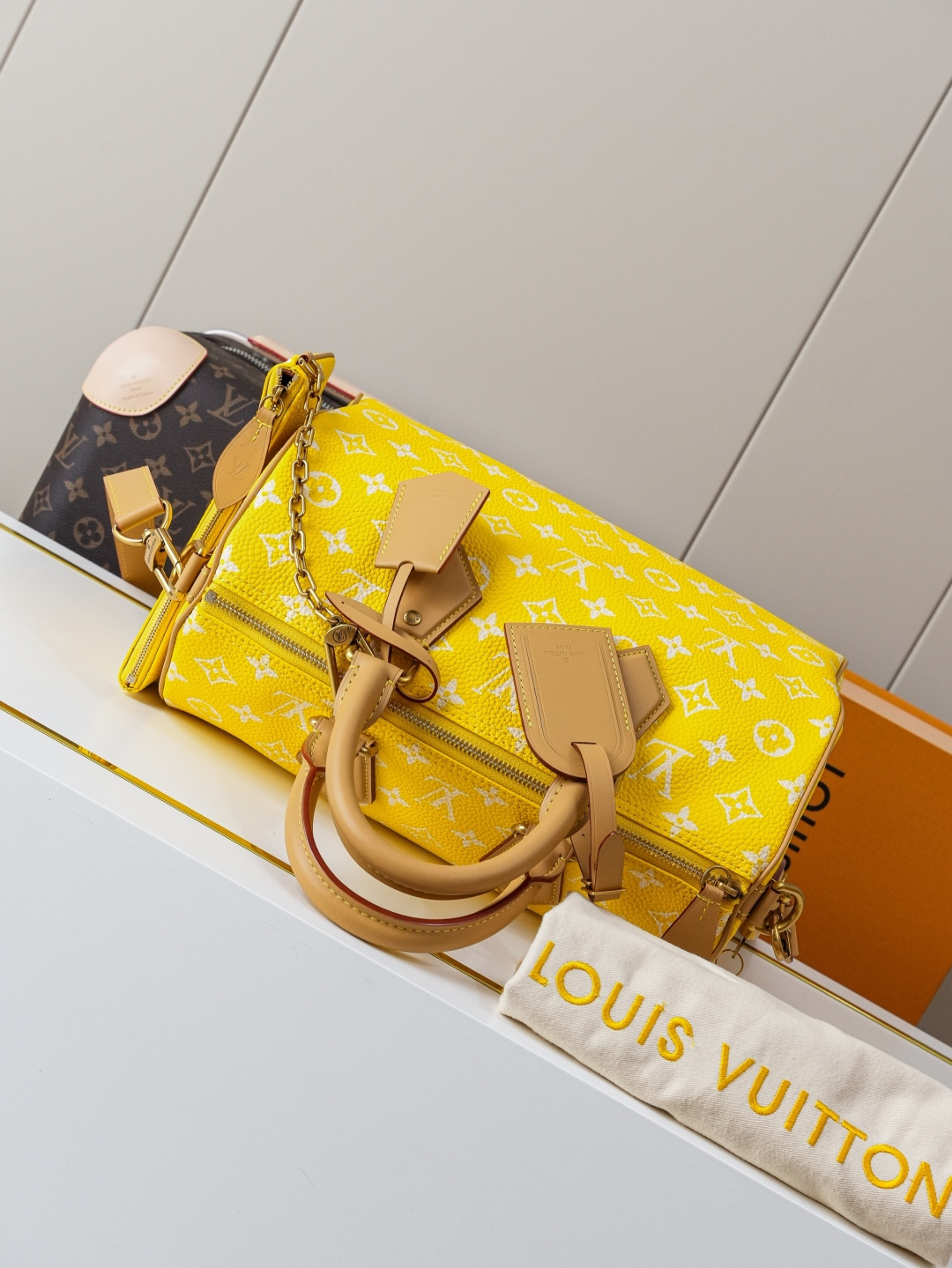 Louis Vuitton Speedy Bandouliere 30 Monogram Handbag - Image 4