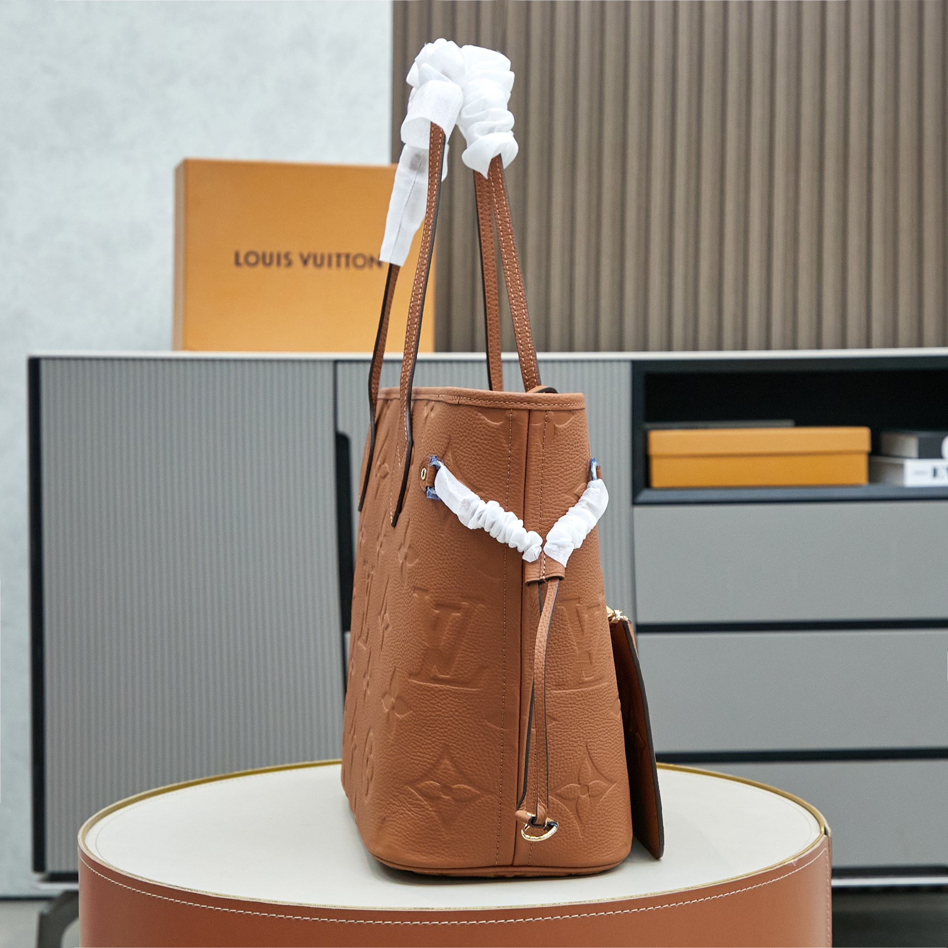 Louis Vuitton Neverfull MM Shopping Tote in Monogram Empreinte Leather - Image 4