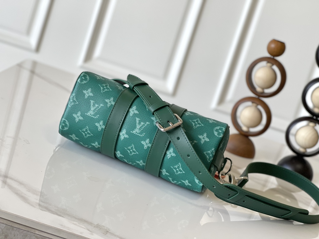 Louis Vuitton M12684 Keepall Crossbody Bag - Image 4