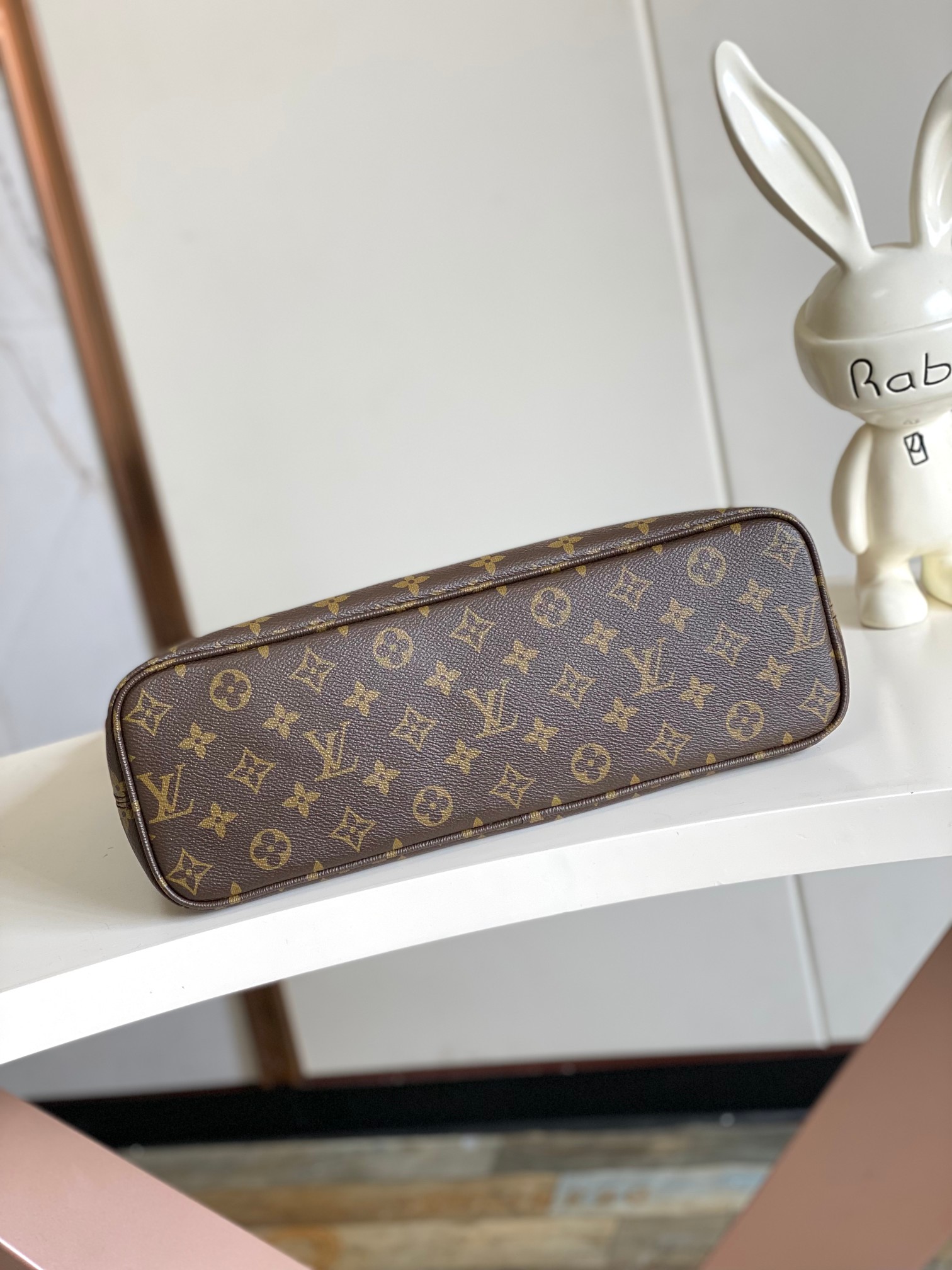 Louis Vuitton Monogram Lineup Handbag M27335 - Image 4