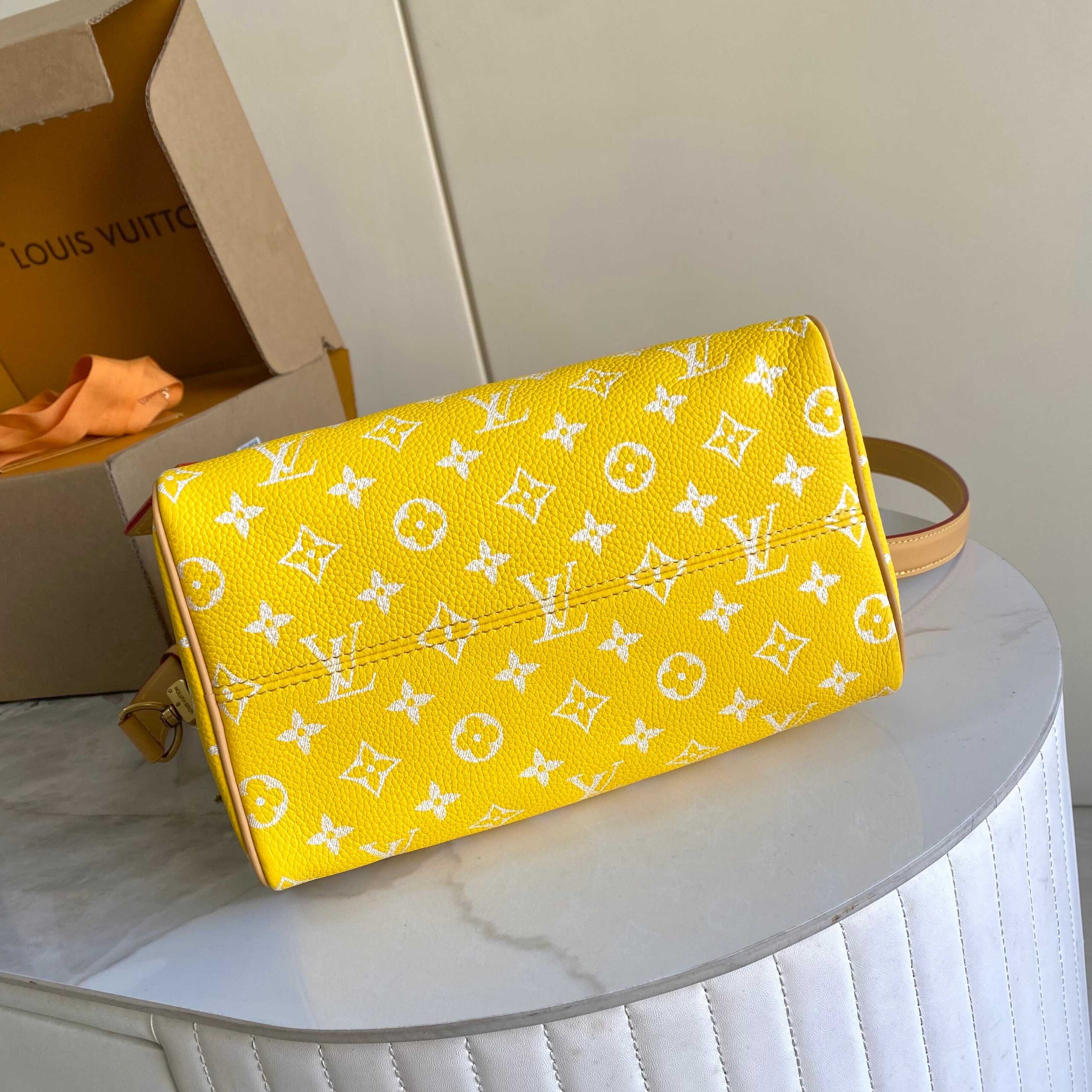 Speedy Bandoulière 25 Monogram Leather Shoulder Bag - Image 4