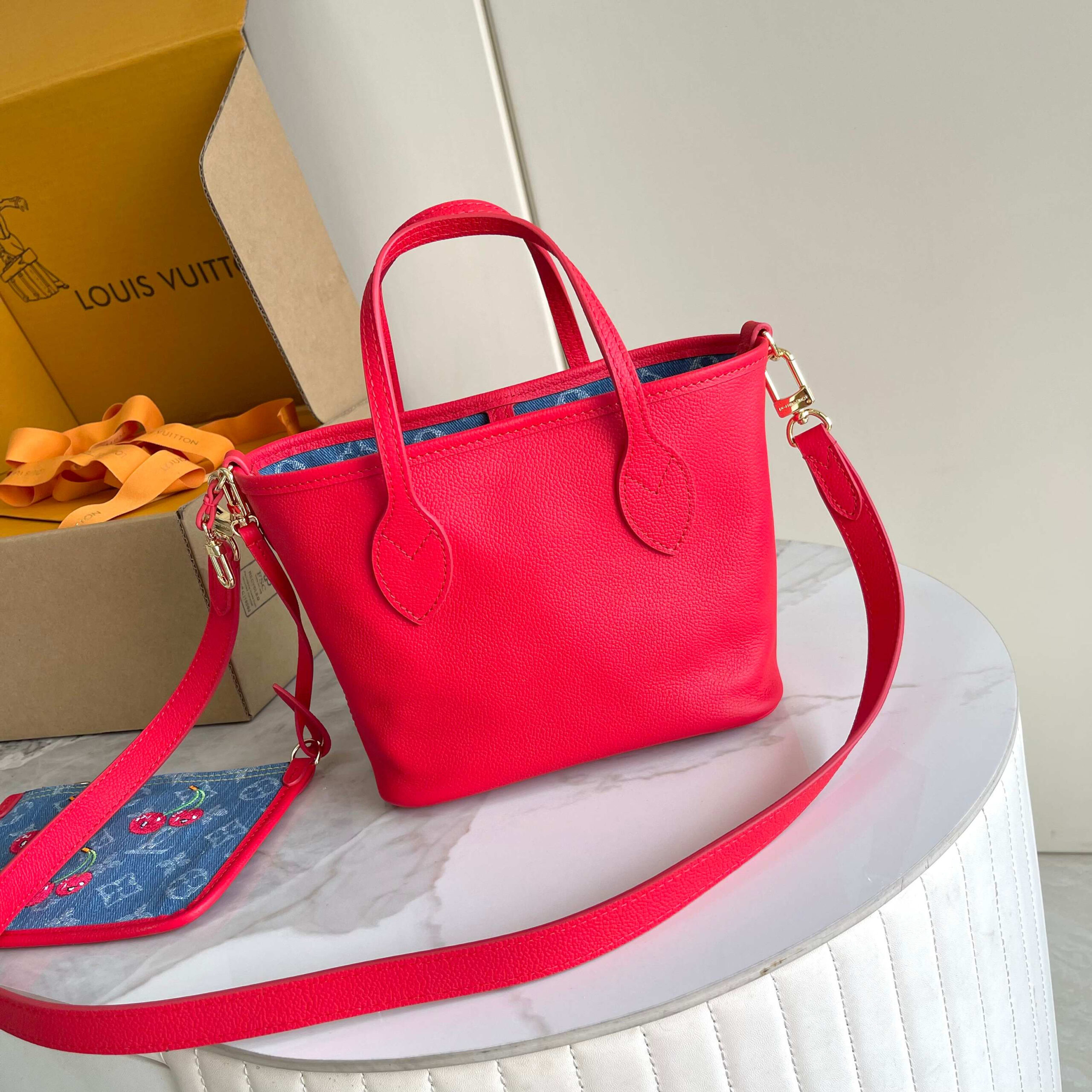 Louis Vuitton Neverfull Inside Out BB Handbag in Monogram Denim - Image 4