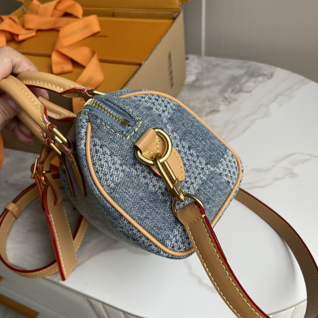Louis Vuitton Speedy 18 Bandoulière Handbag in Damier Denim 3D Canvas - Image 4