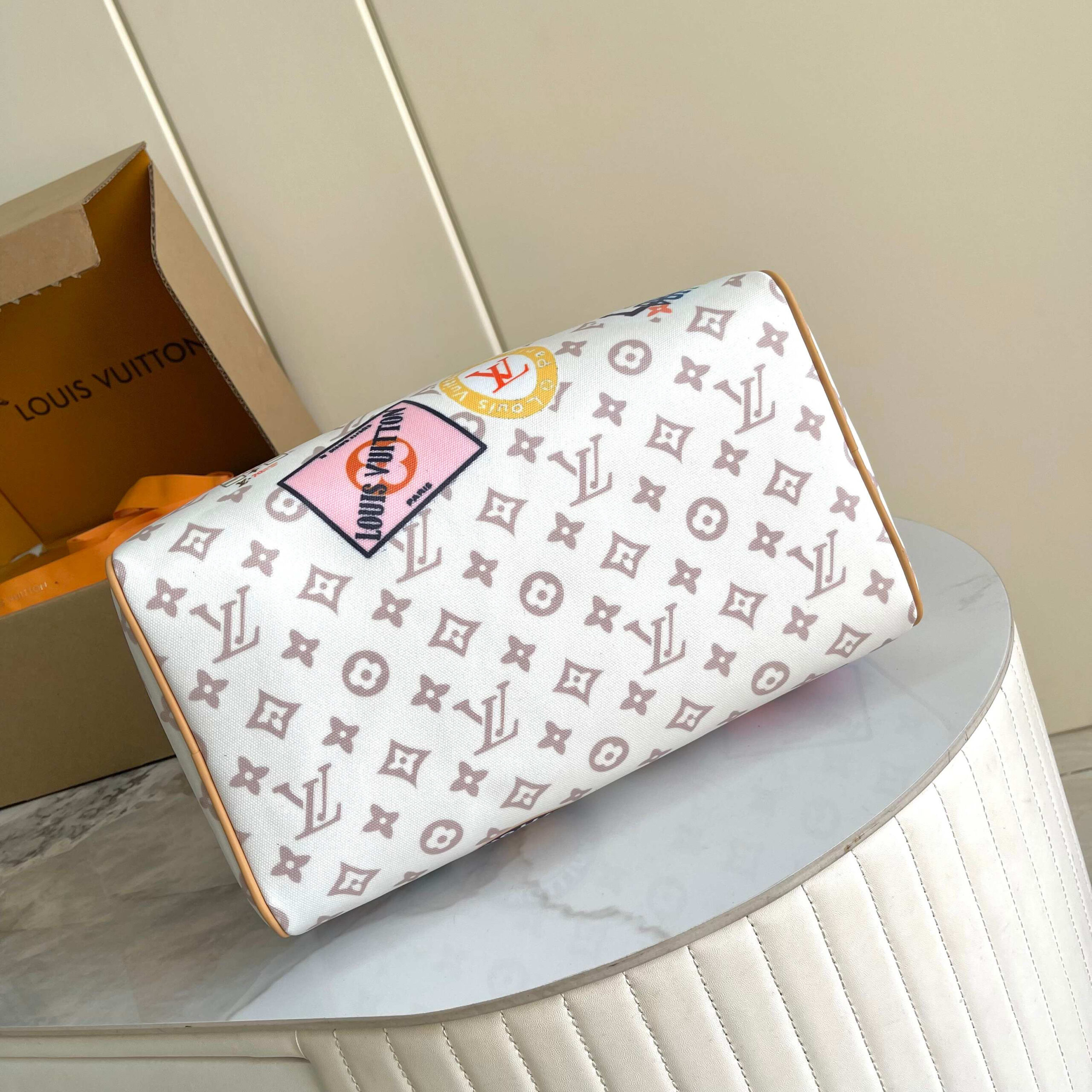 Louis Vuitton Speedy Soft 30 Handbag in Monogram Dune - Image 4
