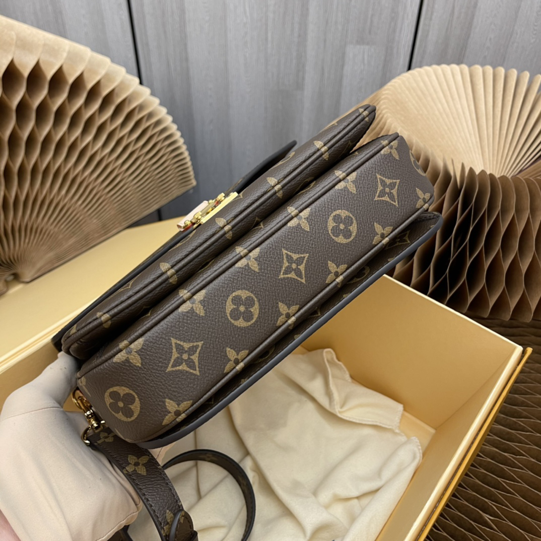 Louis Vuitton Pochette Metis Monogram Canvas Crossbody Bag - Image 4