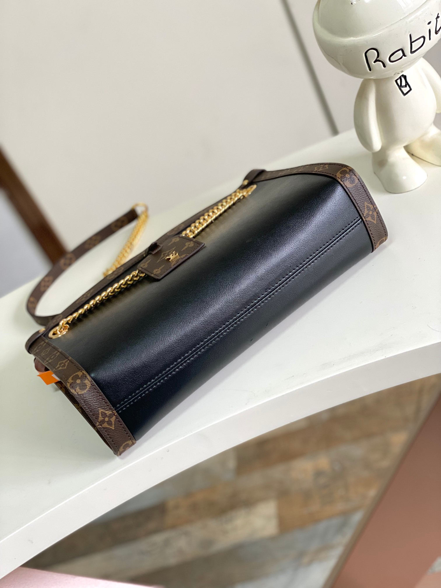 Louis Vuitton Nova Small Crossbody Bag M13140 - Image 4