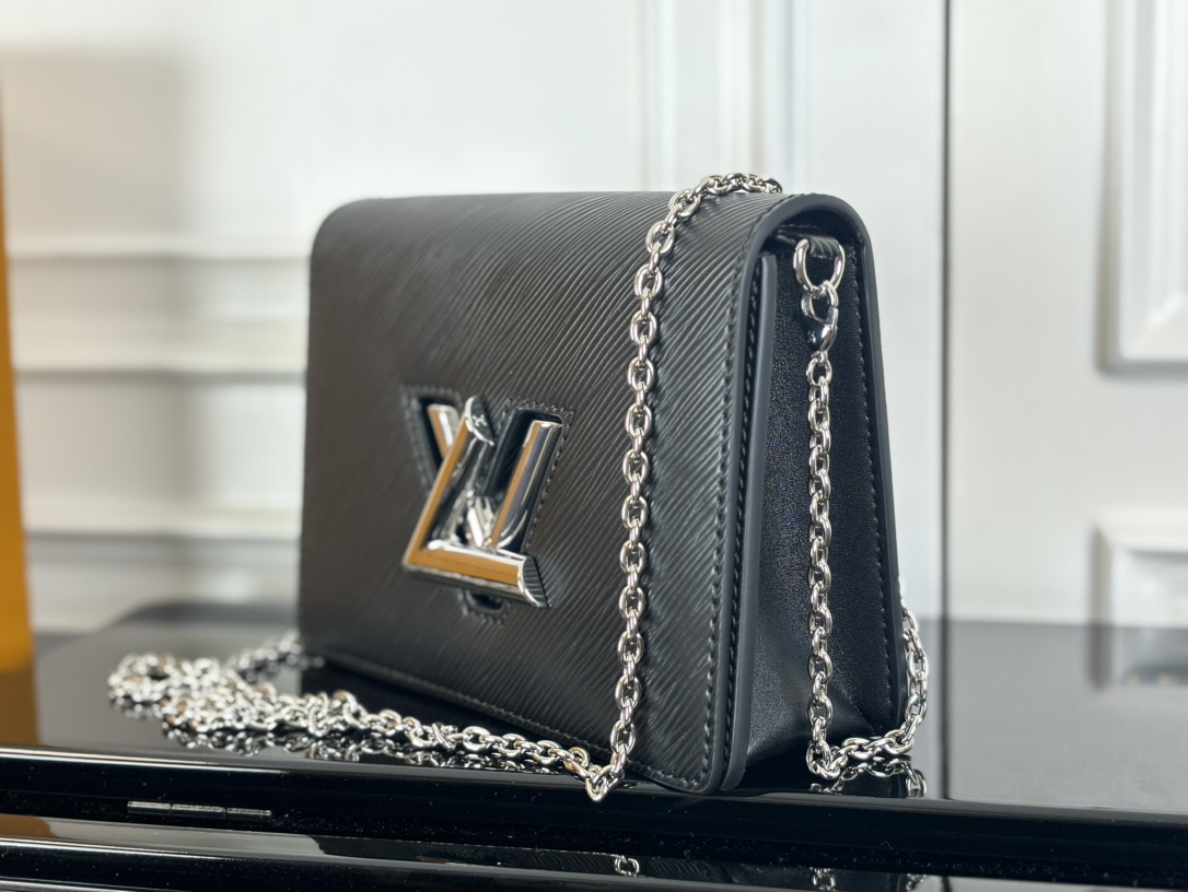 Louis Vuitton Twist Belt Chain Bag - Image 4