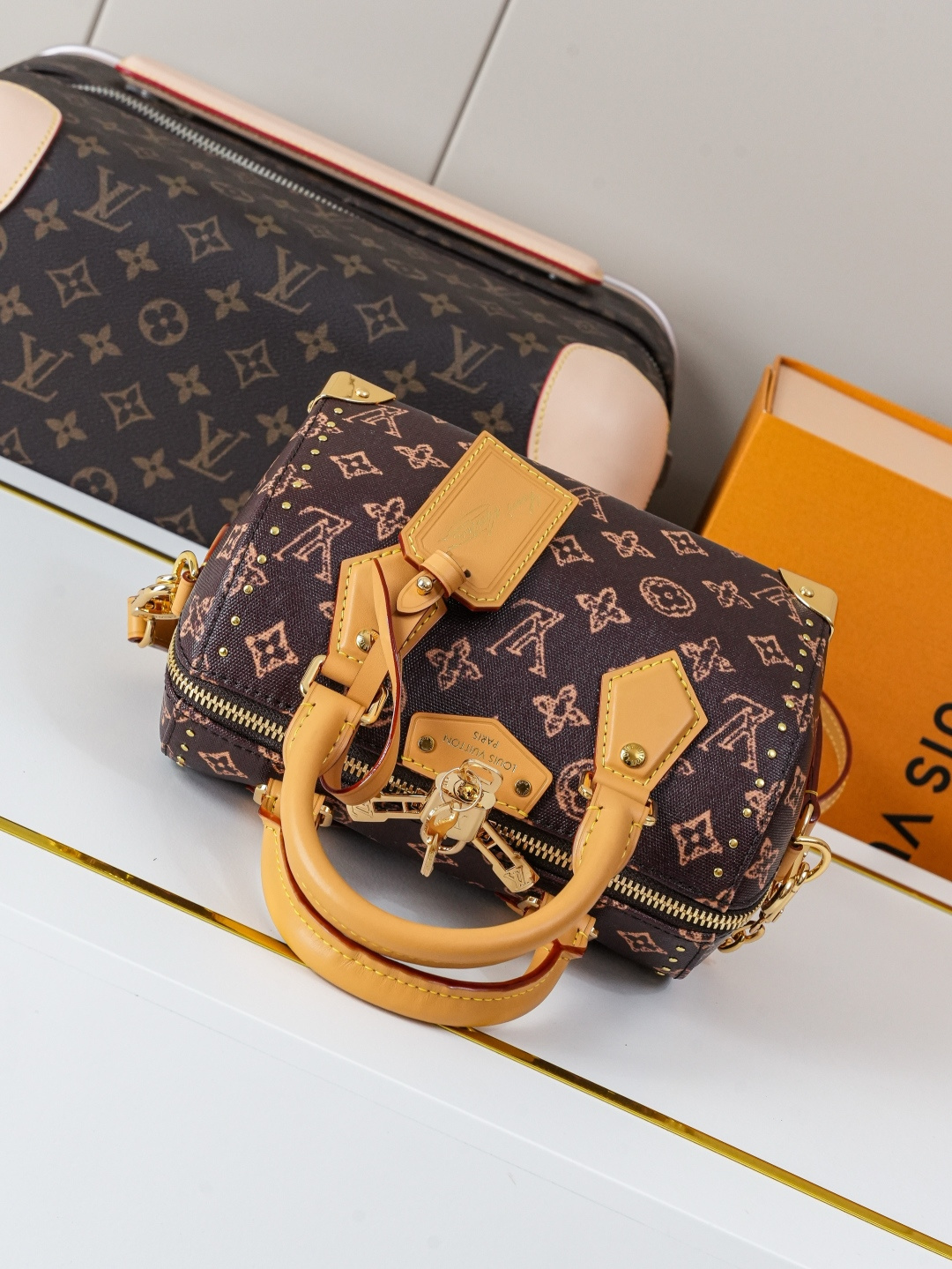 Louis Vuitton Speedy Trunk 20 Monogram Origine Handbag - Image 4