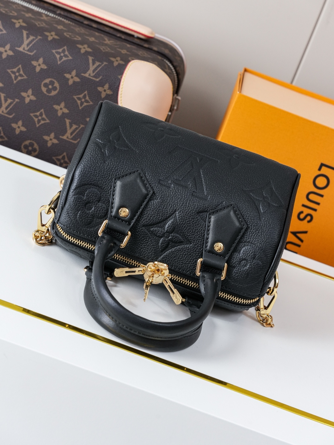 Louis Vuitton Speedy Bandoulière 20 Monogram Empreinte Leather Crossbody Bag - Image 4