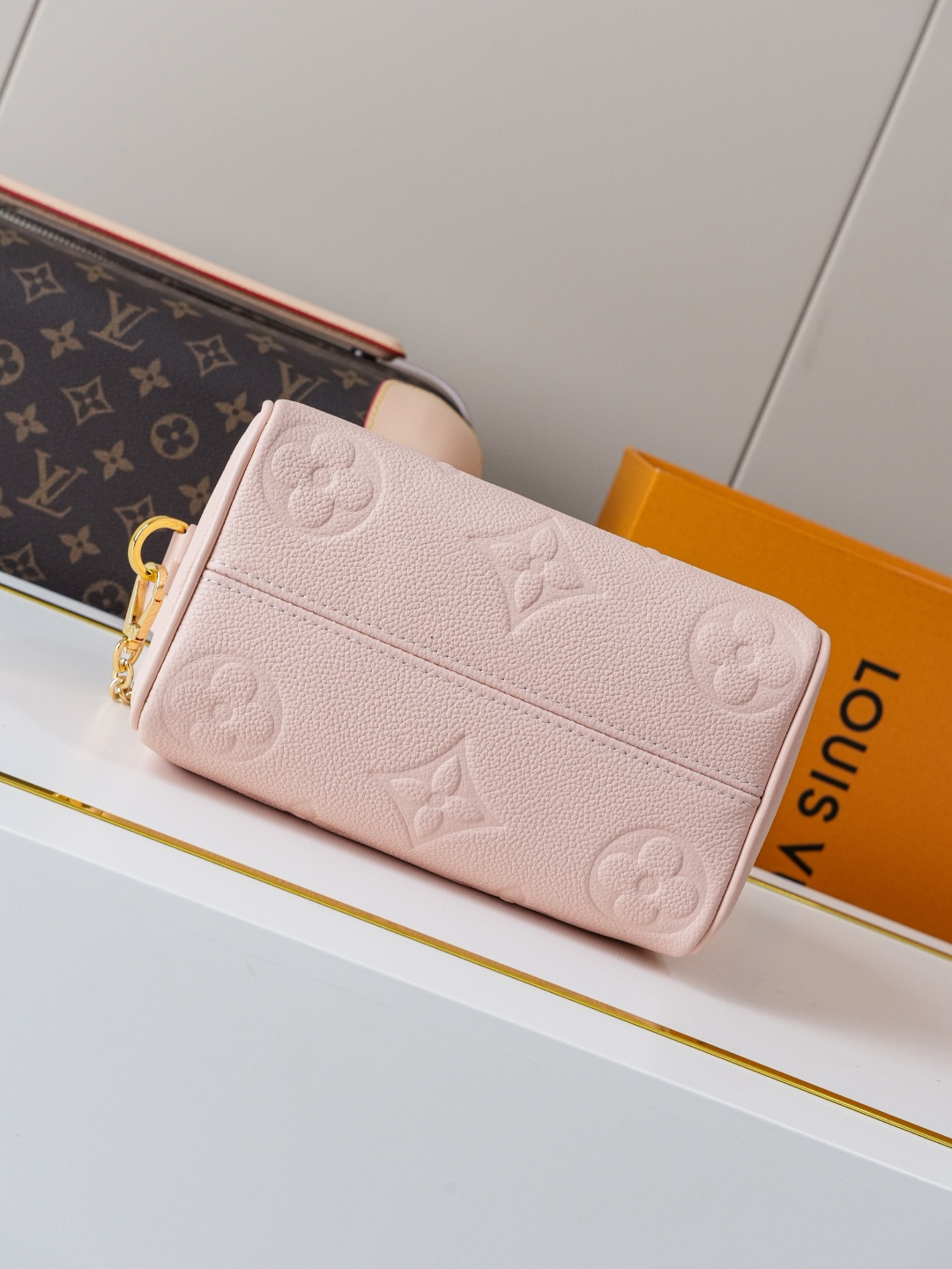 Louis Vuitton Speedy Bandoulière 20 Monogram Empreinte Leather Crossbody Bag - Image 4