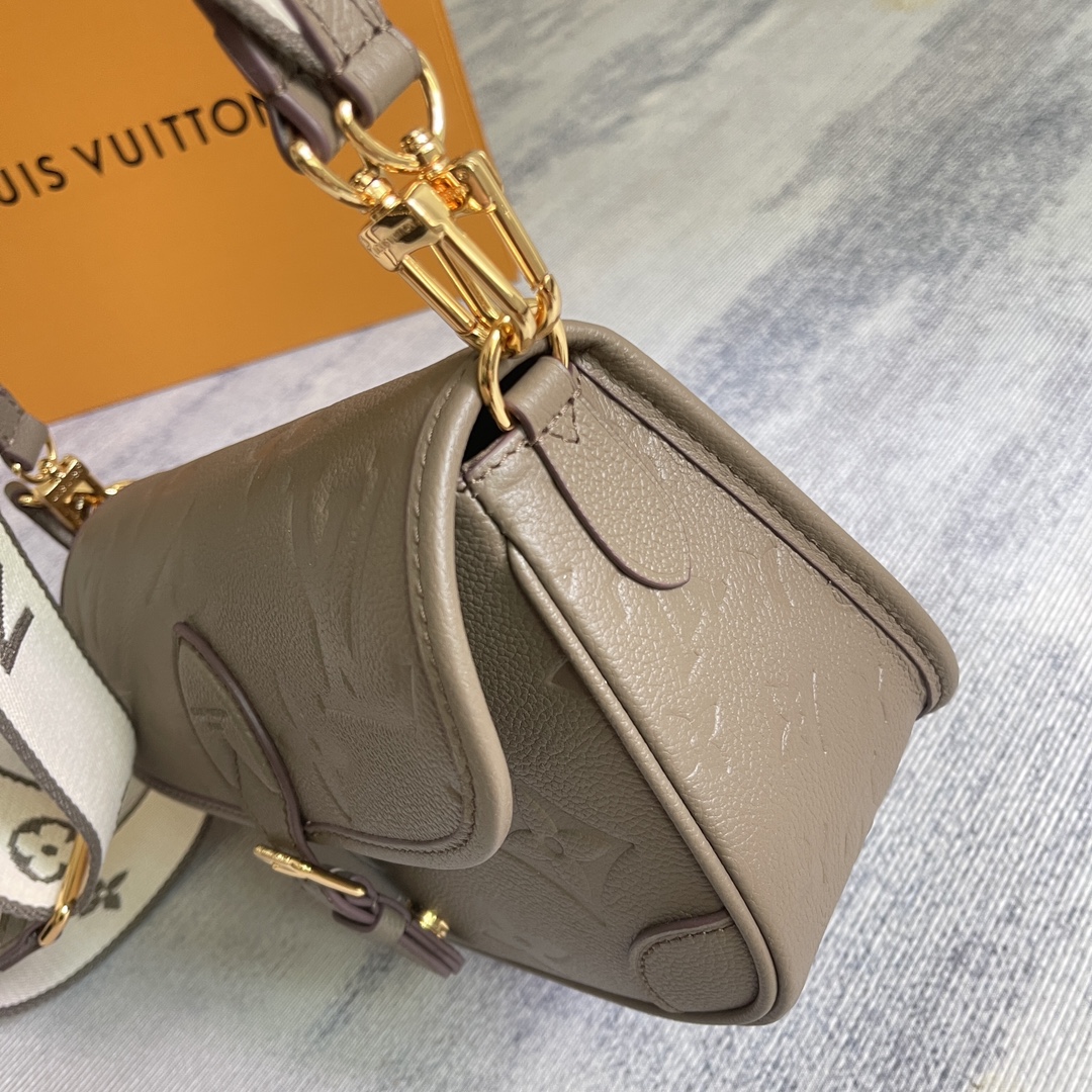 Louis Vuitton Diane Handbag in Smoke Gray-Green Monogram Empreinte Leather - Image 4