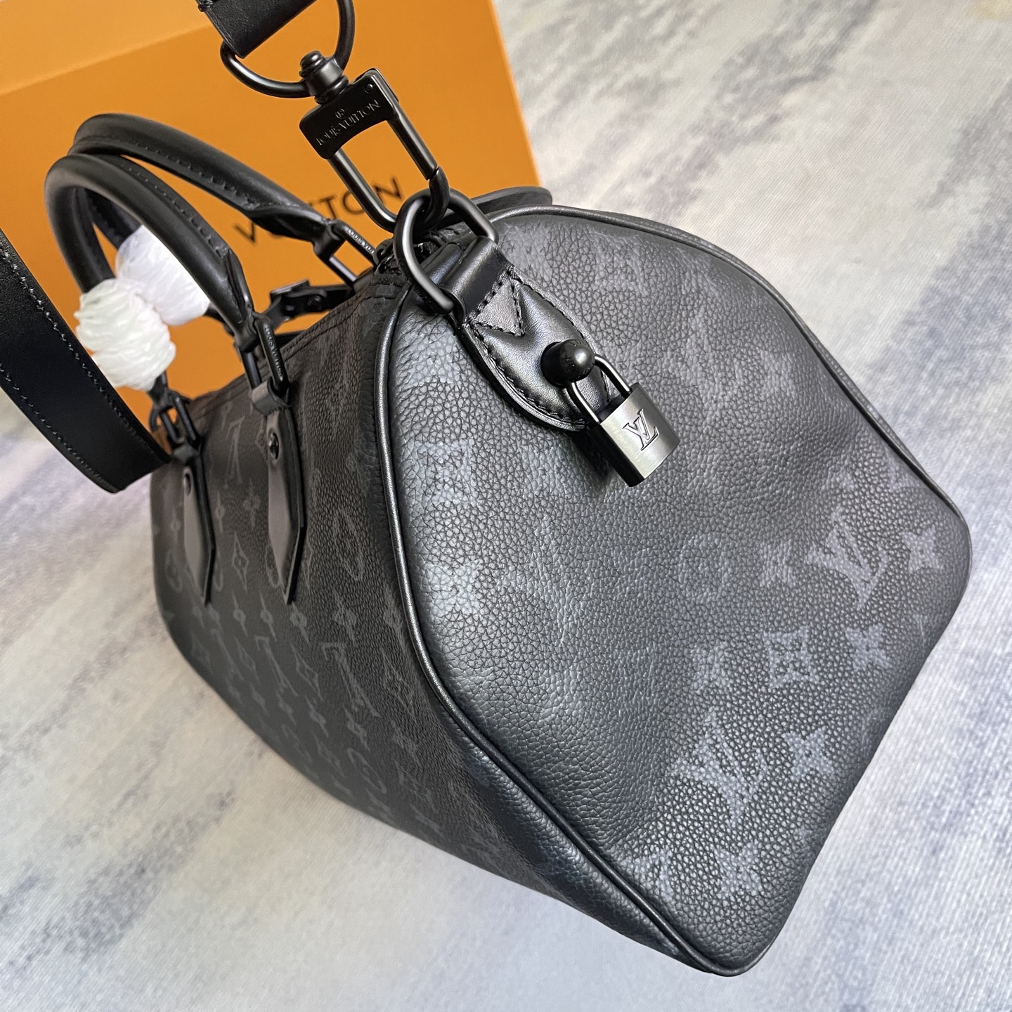 Louis Vuitton Speedy P9 Bandoulière 30 Monogram Leather Handbag - Image 4