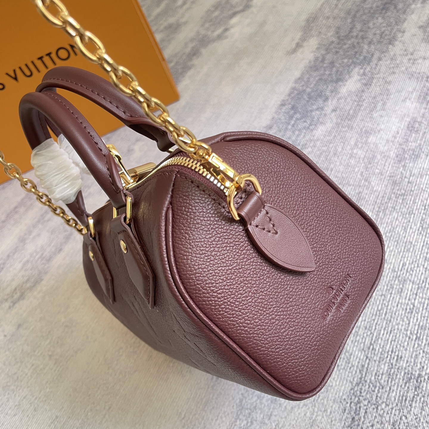 Louis Vuitton Speedy Bandoulière 20 Monogram Empreinte Leather Crossbody Bag - Image 4