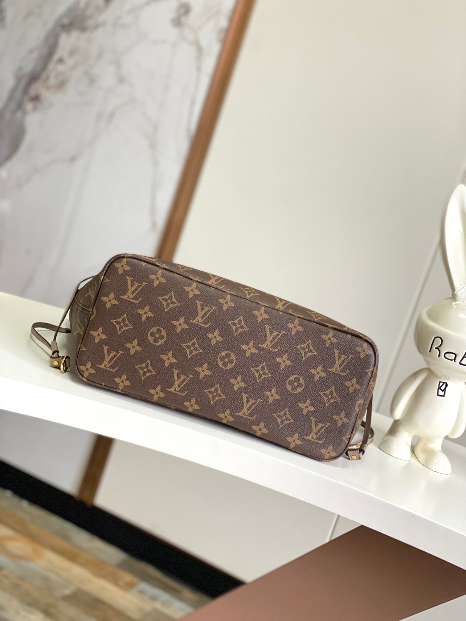 Neverfull MM Tote Bag in Damier Azur Canvas - M12061 - Image 4