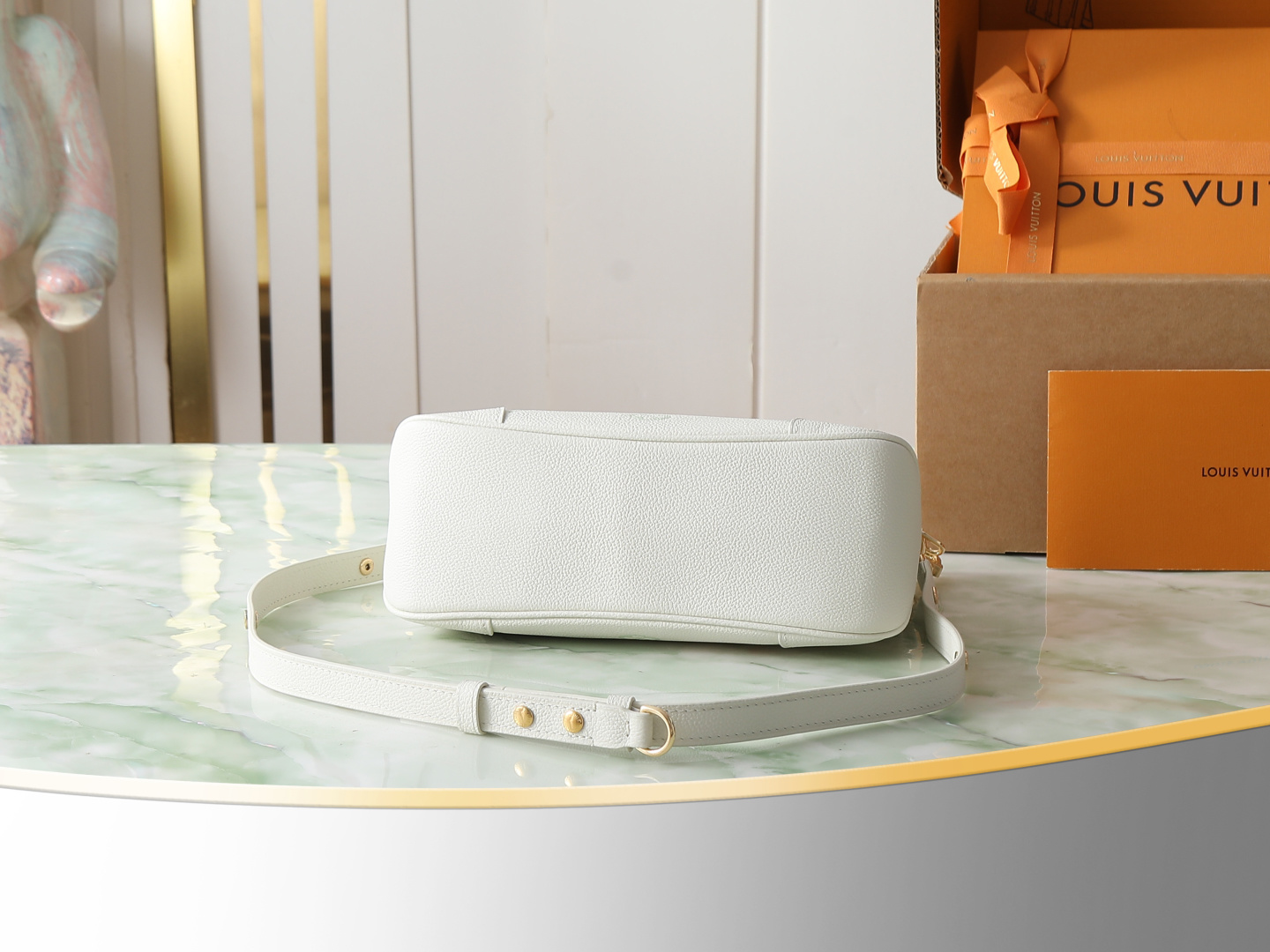 Louis Vuitton Boulogne PM Leather Crossbody Bag in Green and Cream - Image 4