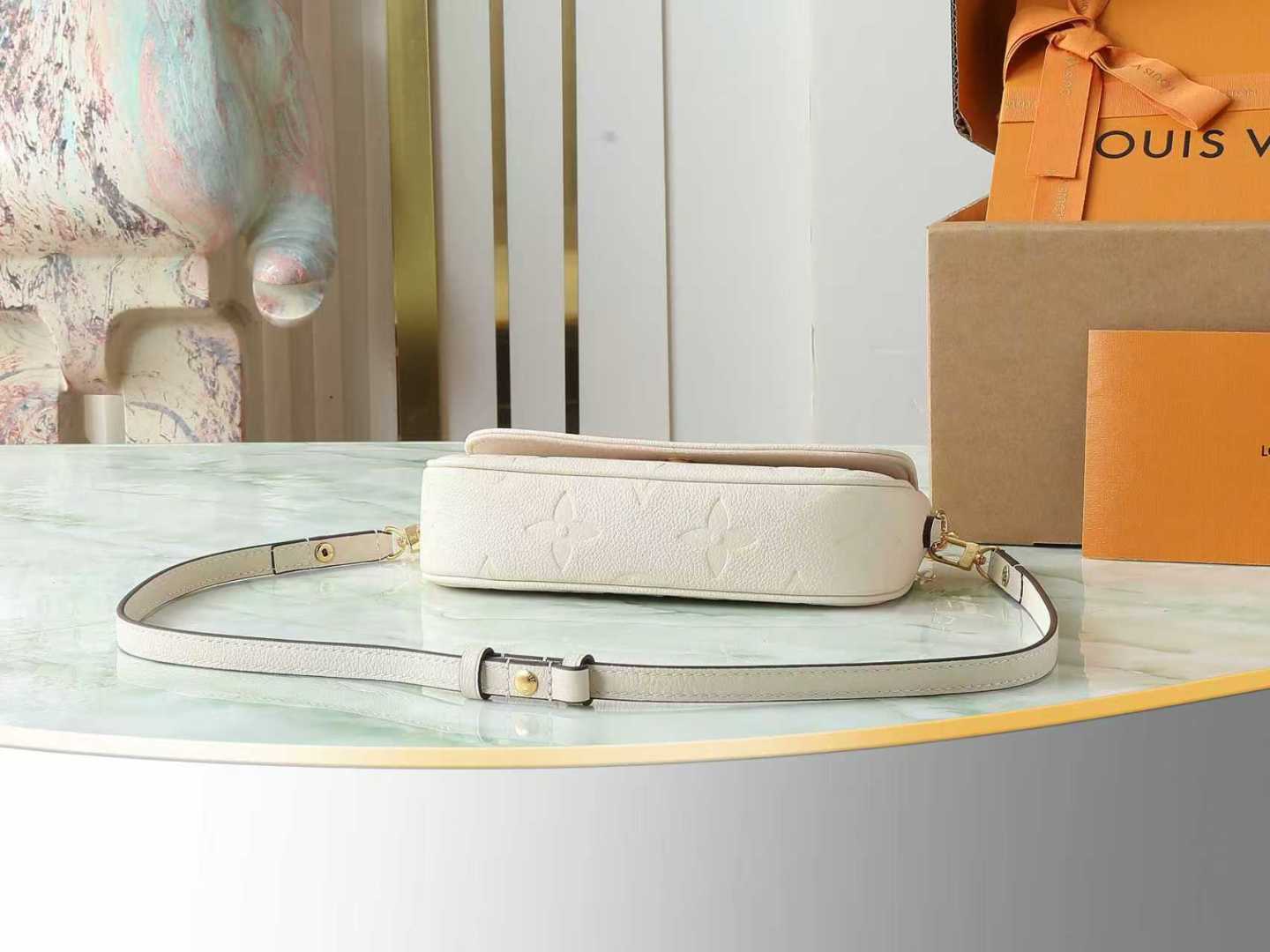 Louis Vuitton Wallet On Chain Ivy Monogram Crossbody Bag - Image 4