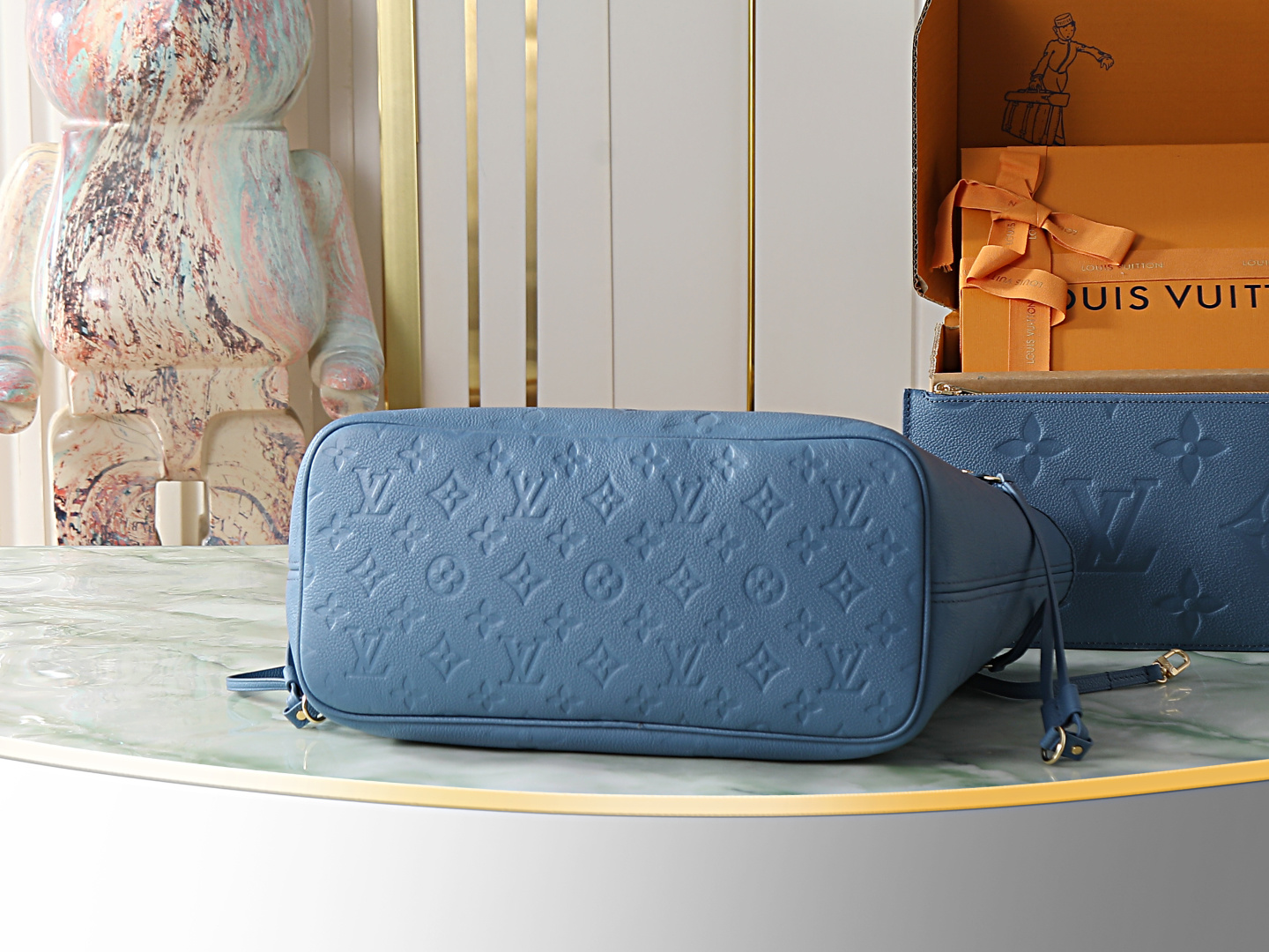 Neverfull MM Tote Bag in Blue Monogram Empreinte Leather - Image 4