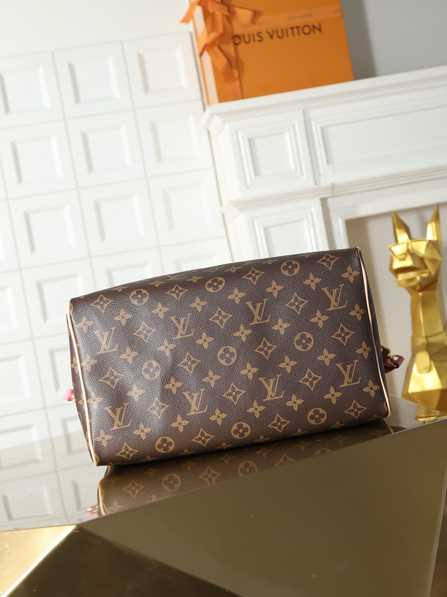 Louis Vuitton Speedy Soft 30 Boho Handbag - Image 4