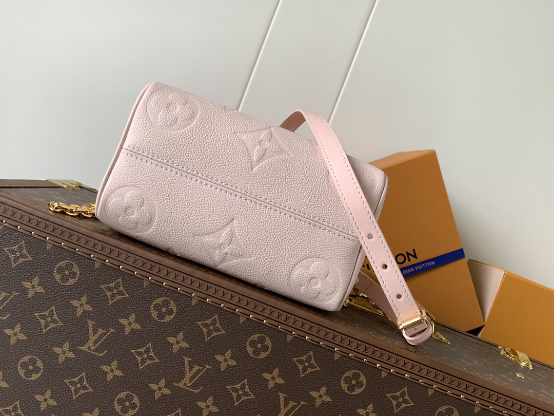Louis Vuitton Speedy Bandoulière 20 Monogram Empreinte Leather Crossbody Bag - Image 4