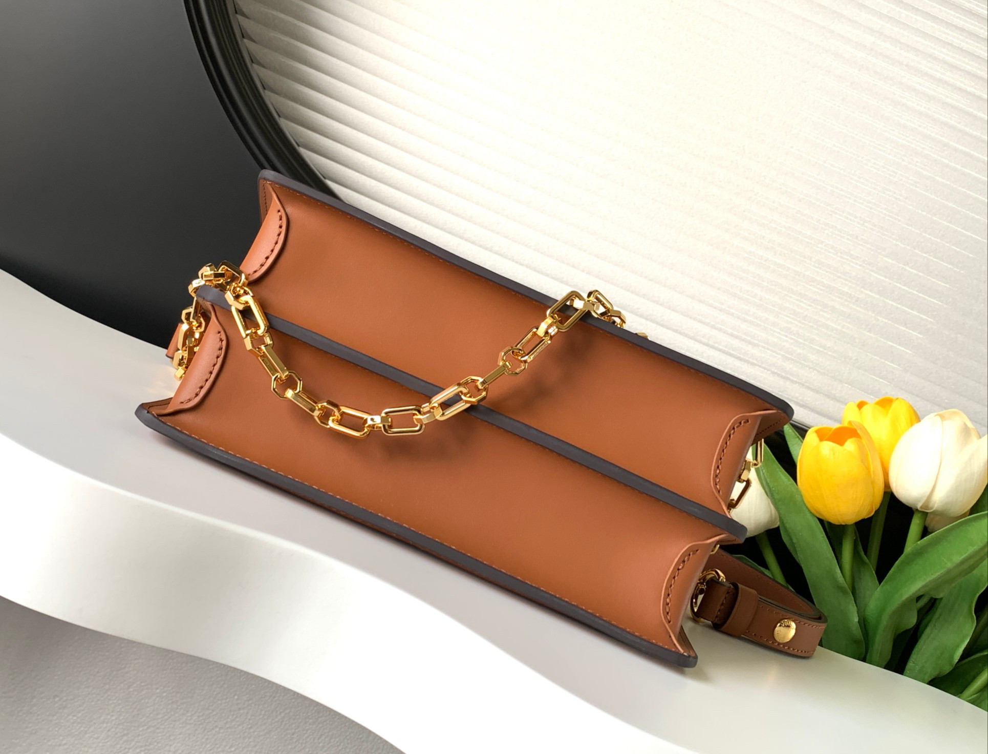 Louis Vuitton Dauphine Medium Crossbody Bag - Image 4