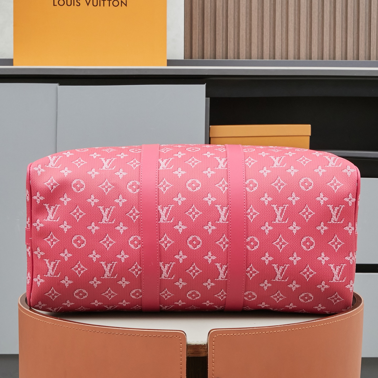 Louis Vuitton Keepall Bandoulière 45 Travel Bag - Image 4