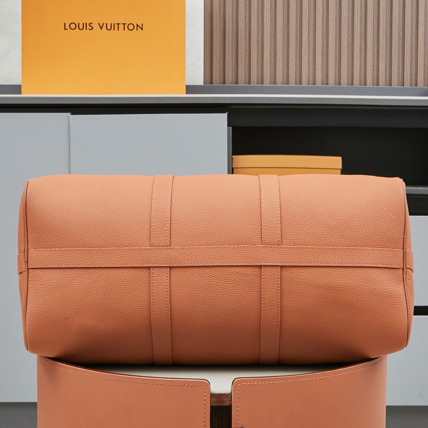 Louis Vuitton Keepall Bandoulière 50 Travel Bag - Image 4
