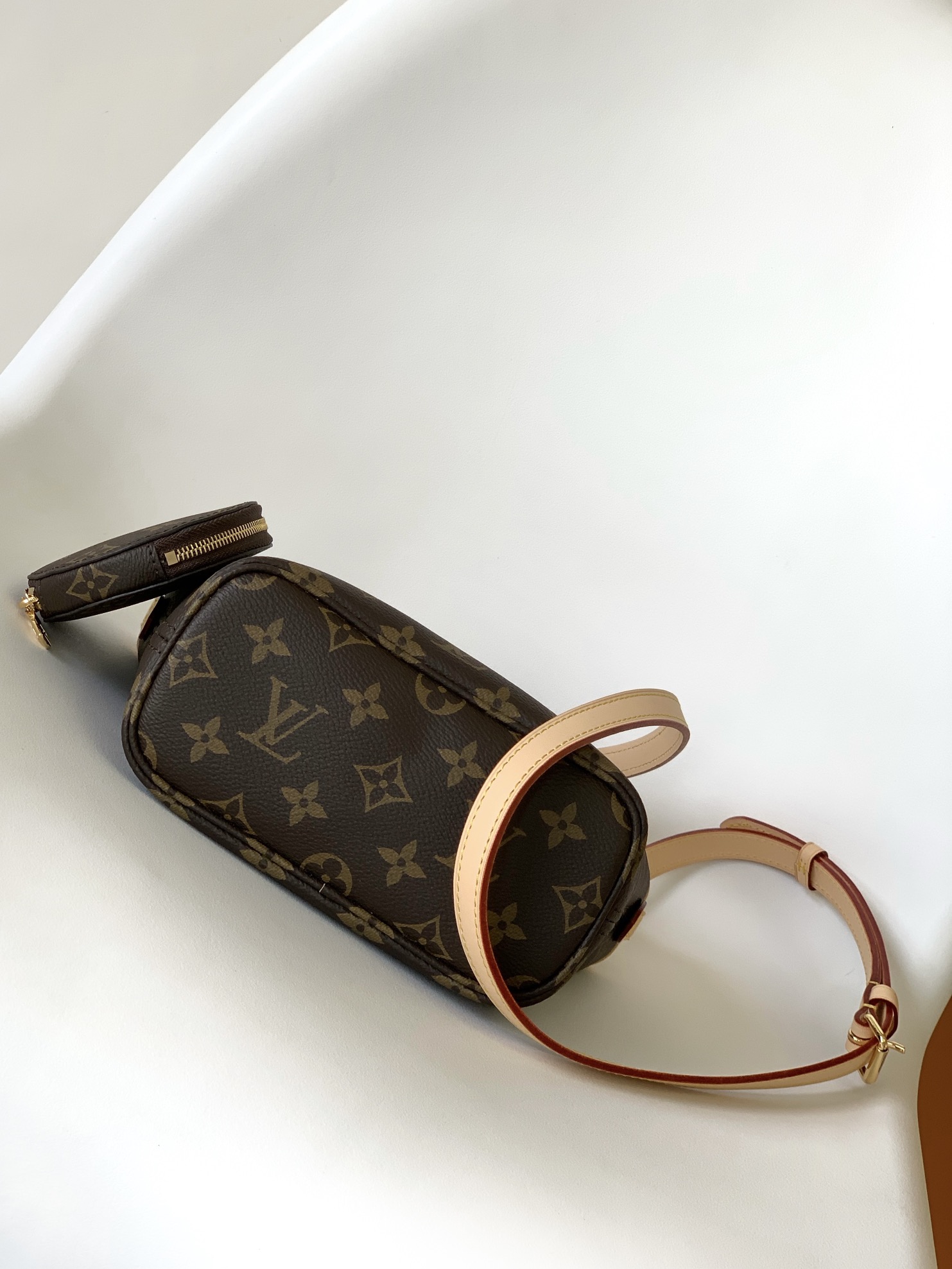 Louis Vuitton Neverfull BB Handbag M46705 - Image 4
