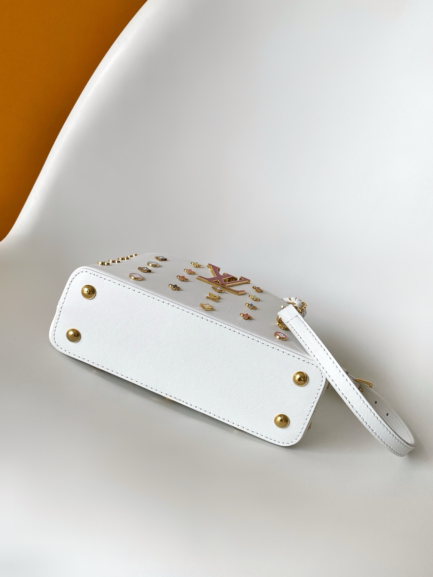 Louis Vuitton Capucines East-West Mini Crossbody Bag M27636 - Image 4