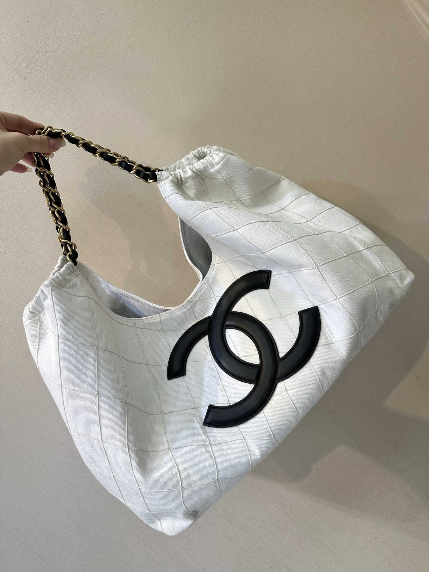 Chanel Coco Beach 2026 White Denim Tote Bag - Image 4