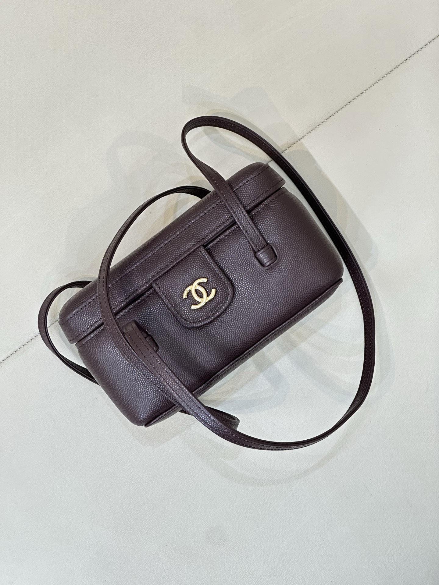 Chanel Preppy Coco Calfskin Box Handbag - Image 4